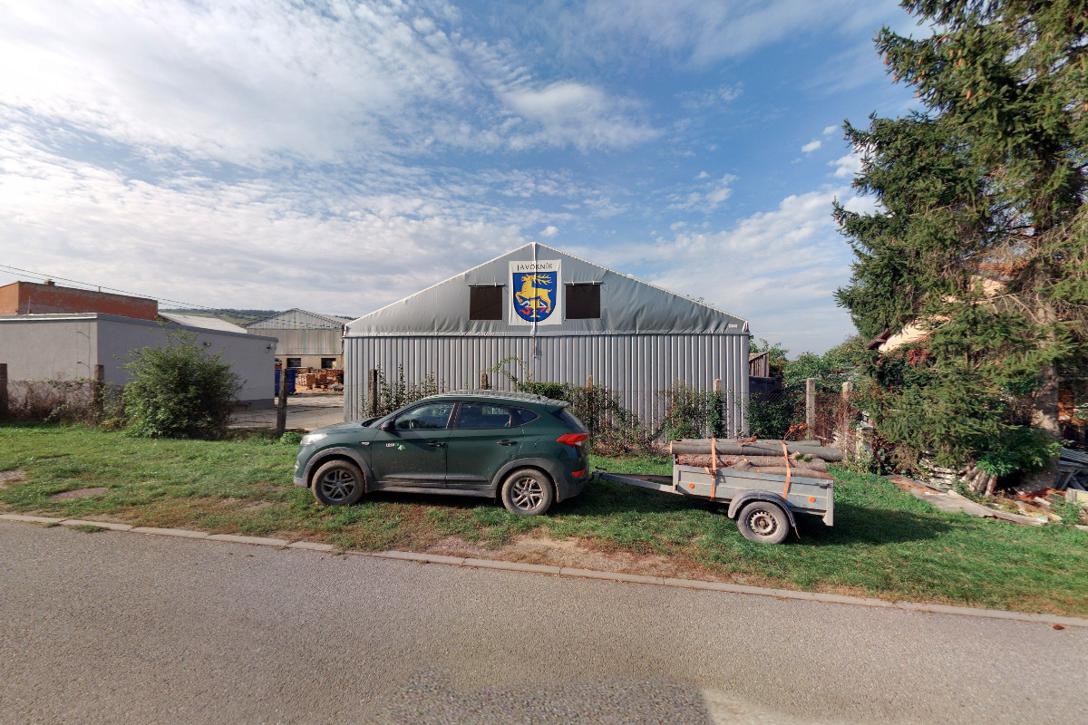 Prodej palivového dřeva a kulatiny