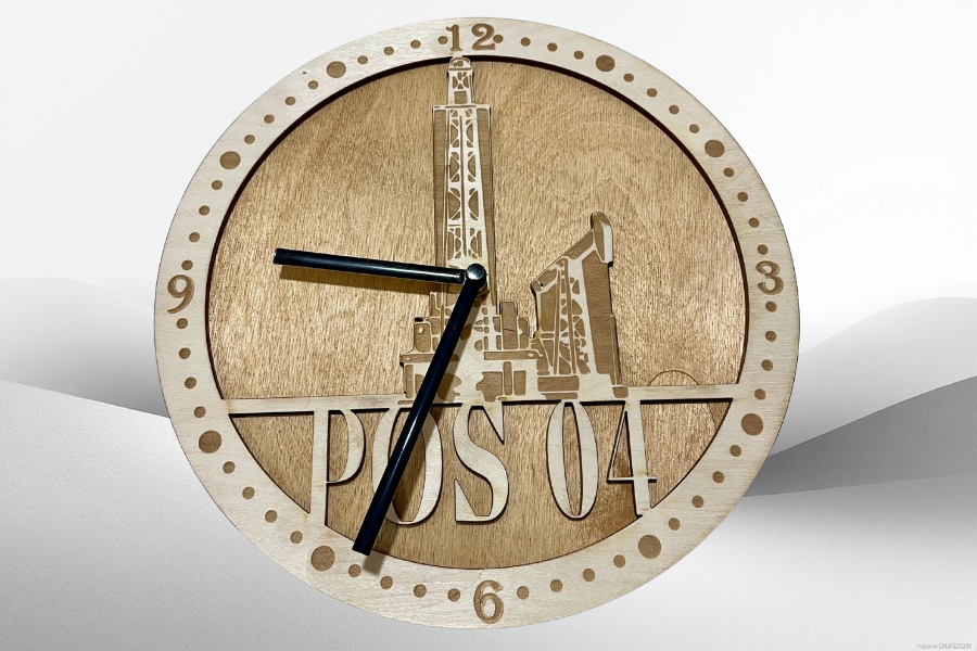Dřevěné hodiny s vaším motivem