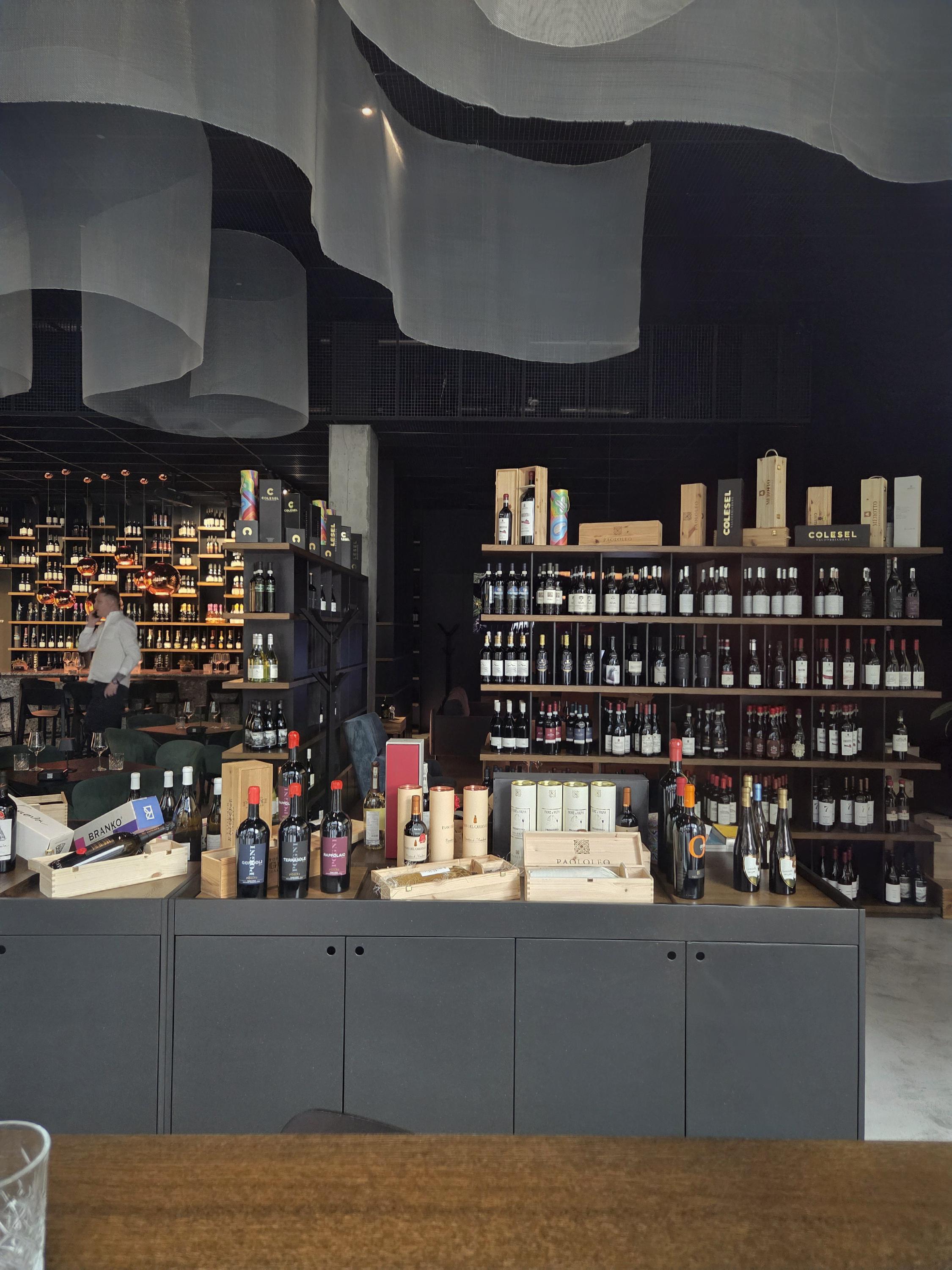 Wine & Food Lavite foto 2