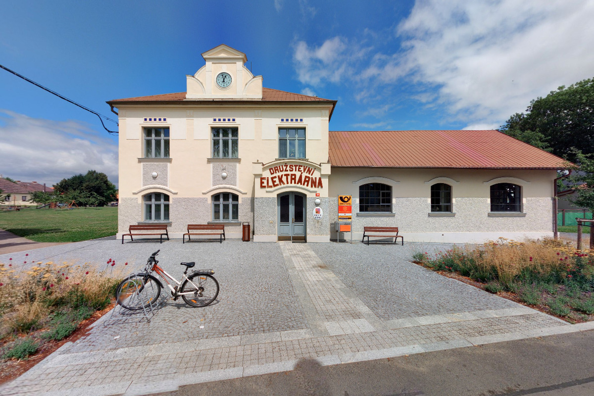 Chorušice - obecní úřad foto 3
