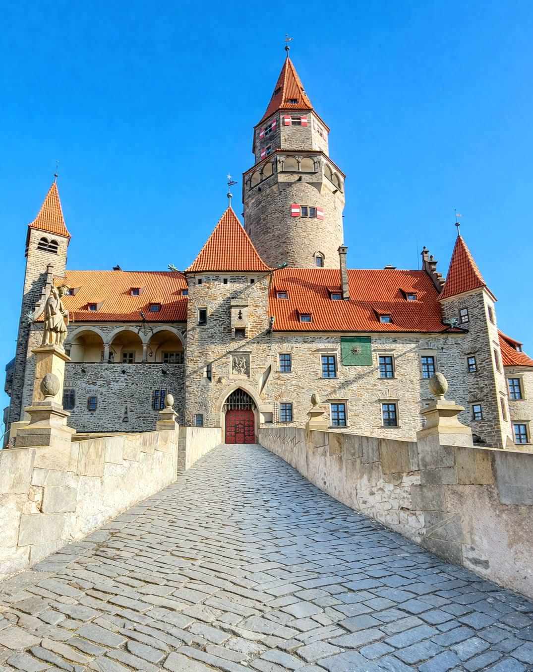 Státní hrad Bouzov foto 6