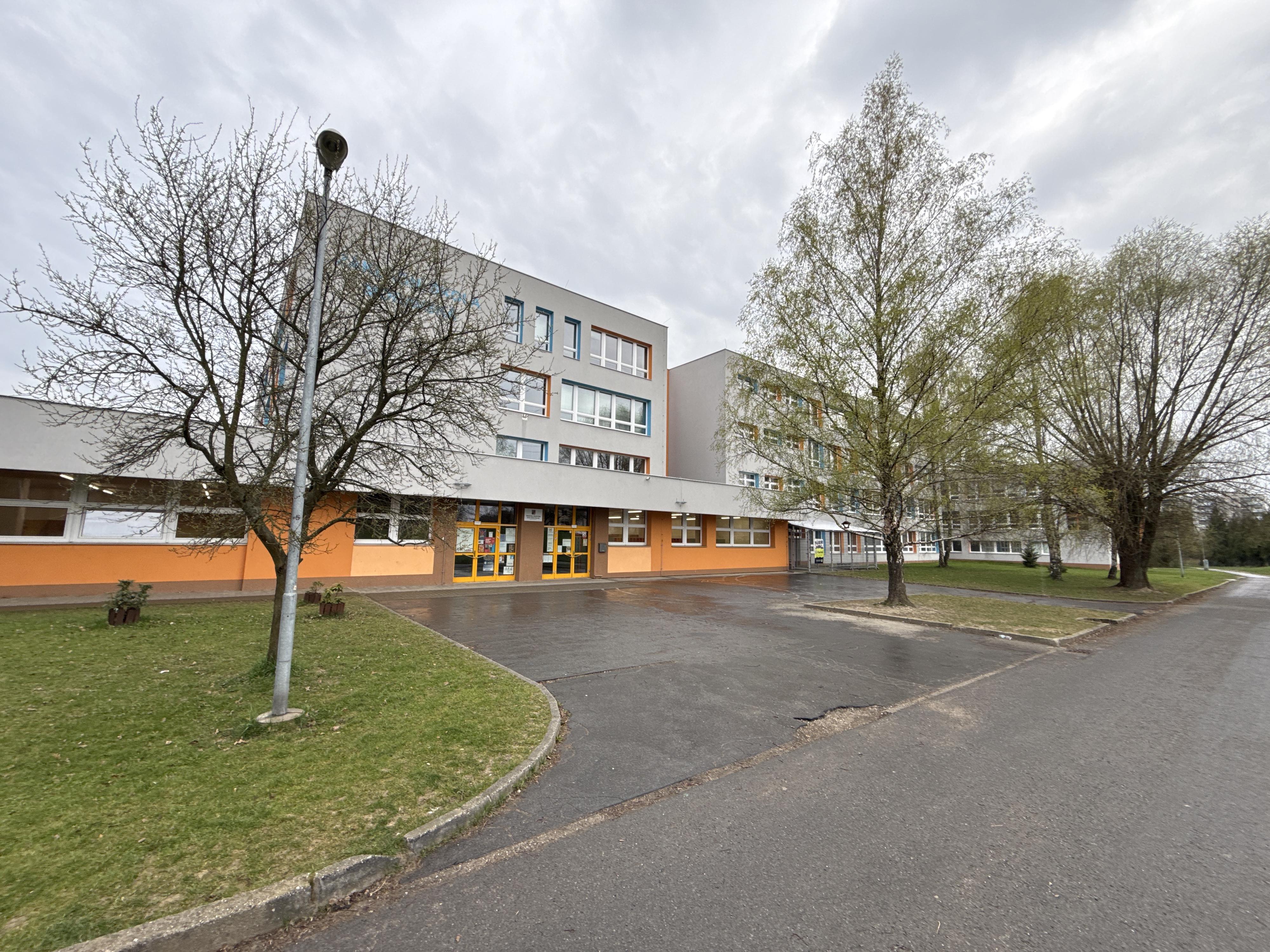 ZŠ Havířov - Šumbark, Moravská foto 4