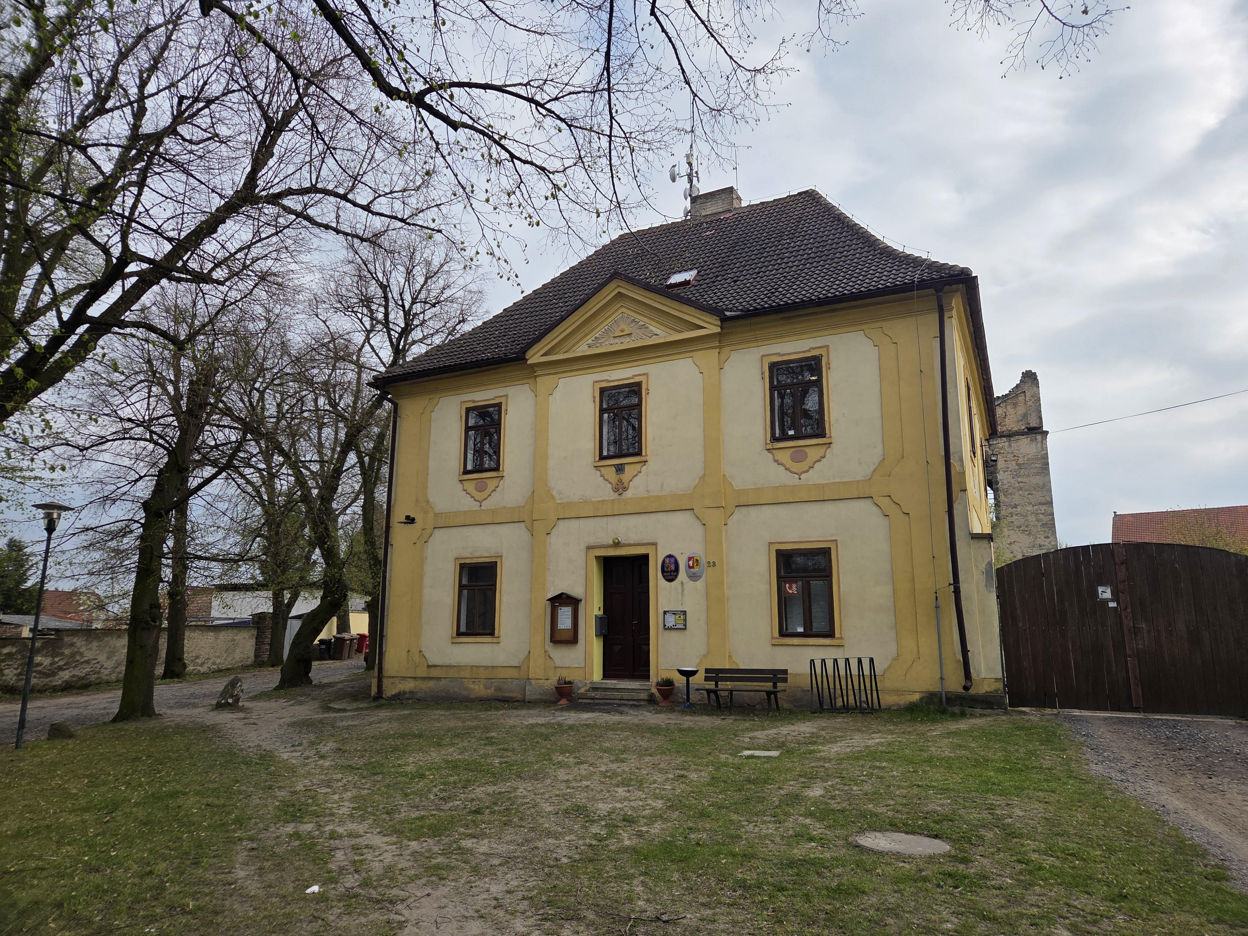 Vyšehořovice - obecní úřad foto 3