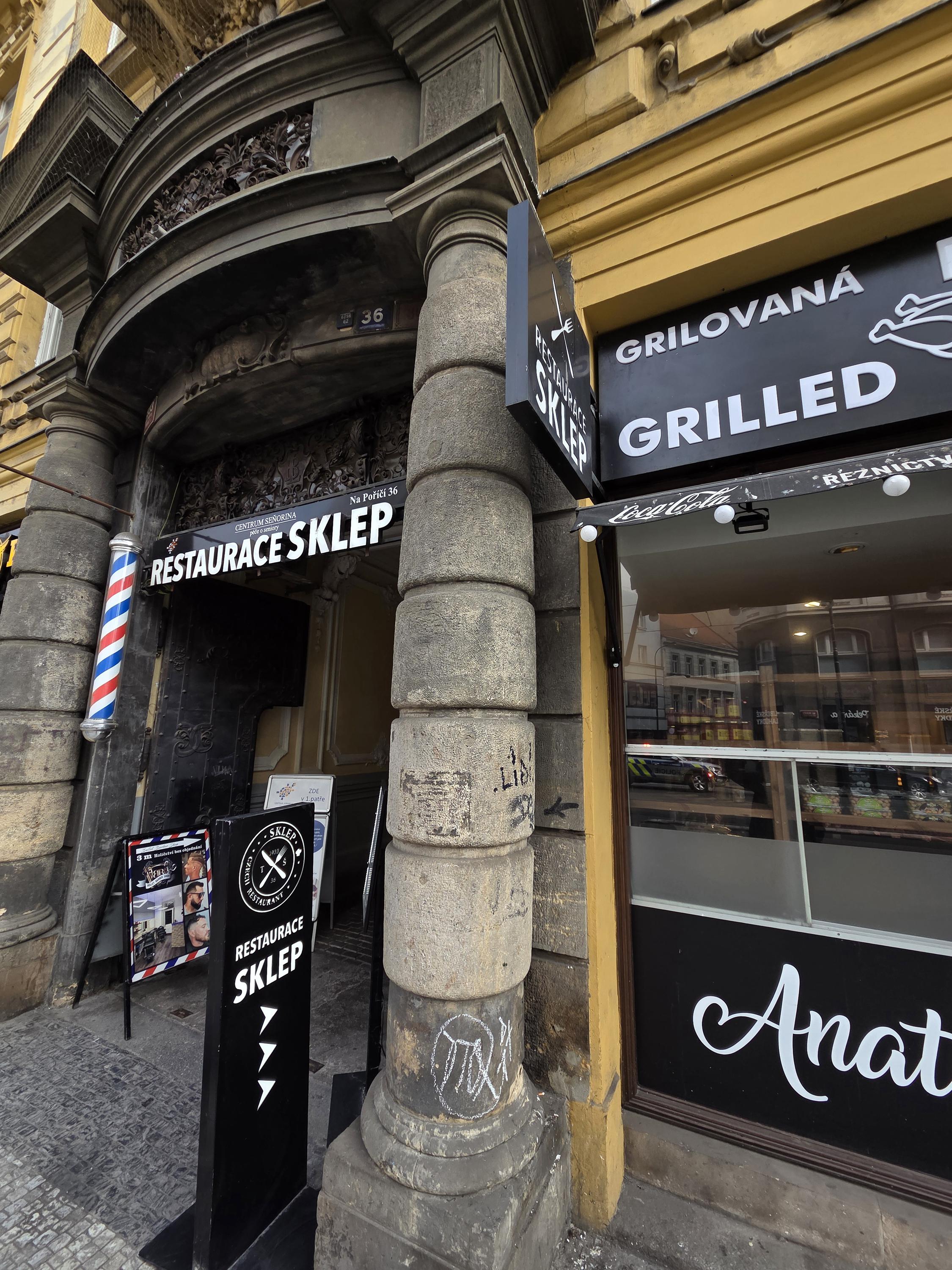 Restaurace Sklep Na poříčí foto 3