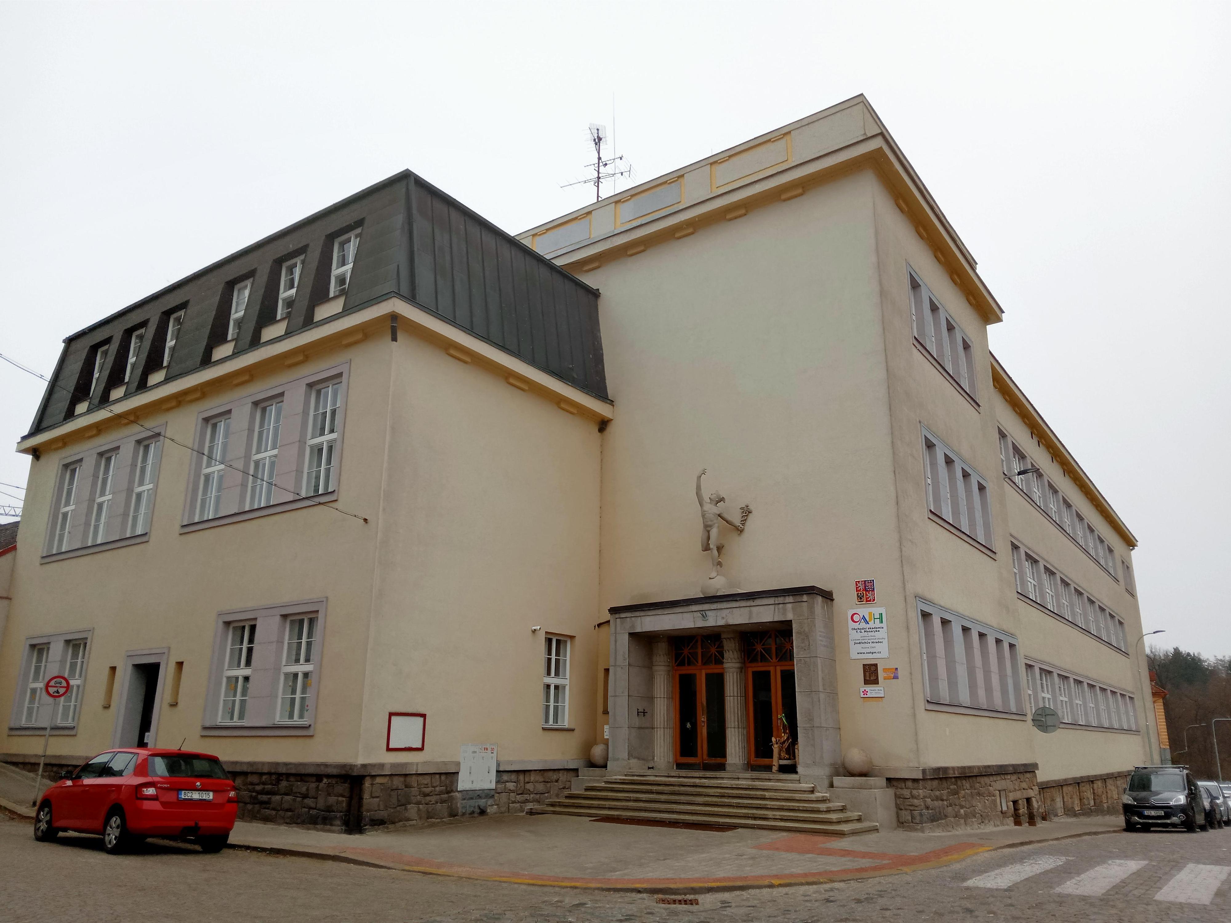 Obchodní akademie T. G. Masaryka Jindřichův Hradec foto 4