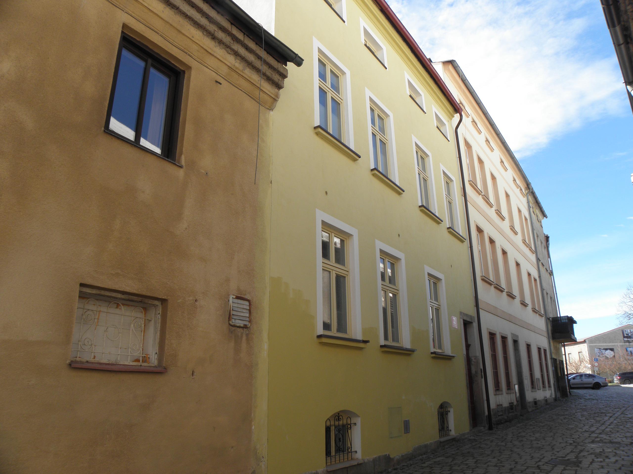 Společenství vlastníků pro bytový dům Broumov čp. 22 foto 2