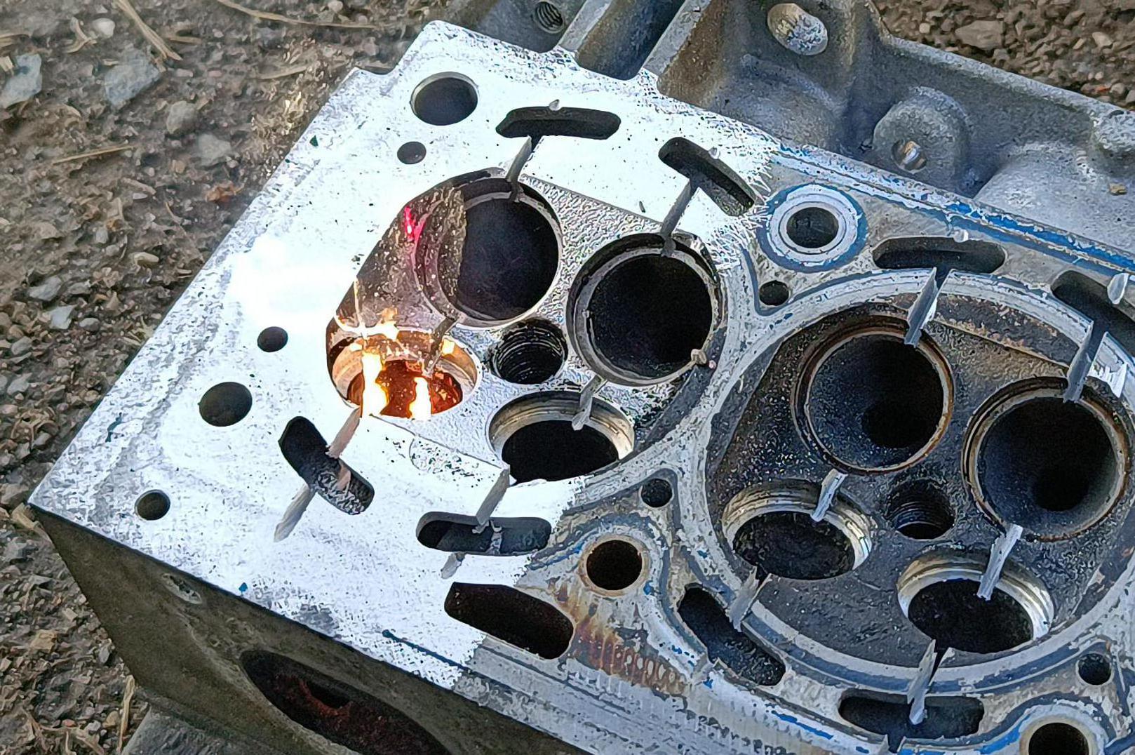 Čištění pulsním laserem - Stanislav Šír