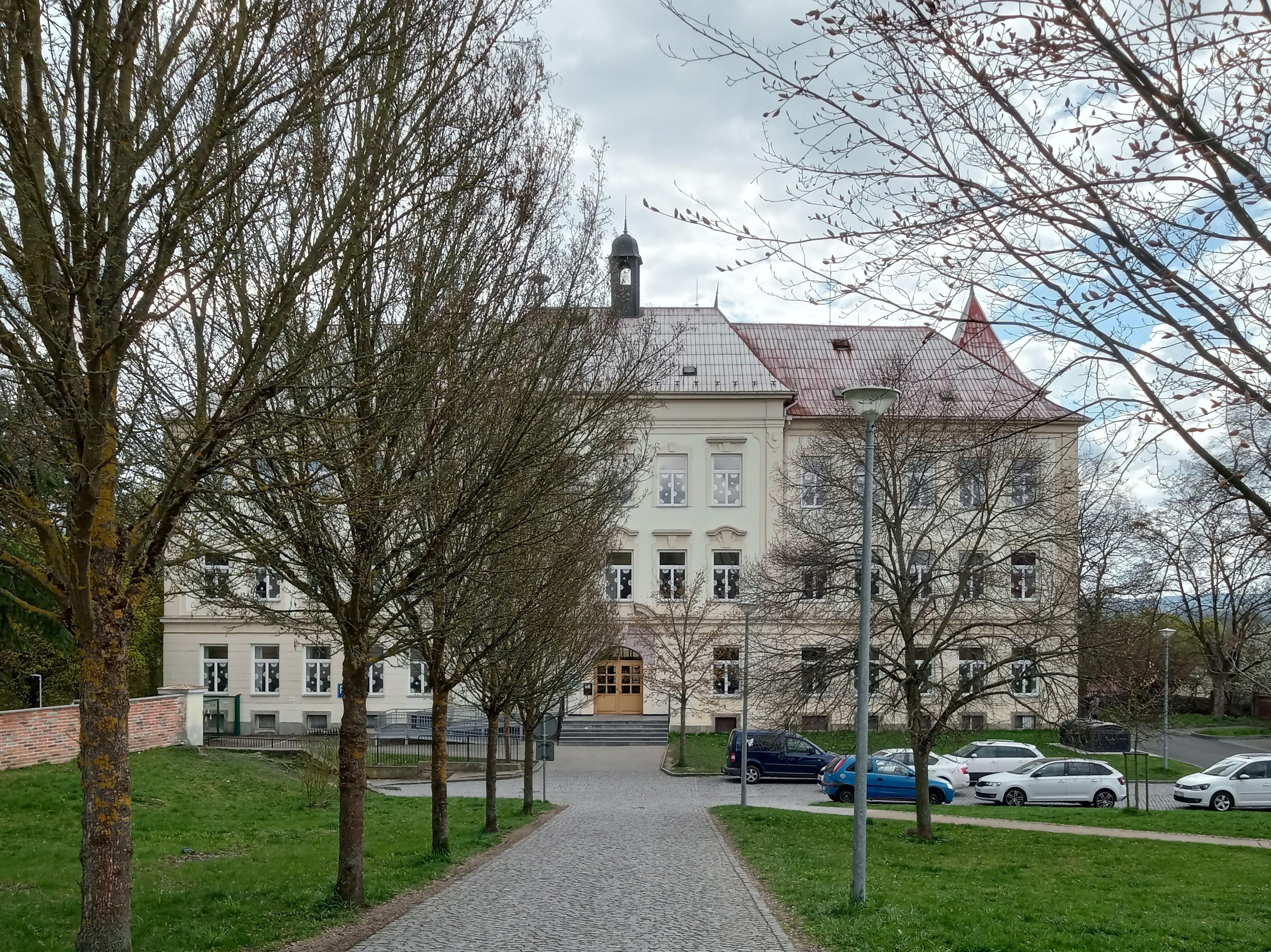 ZŠ Planá foto 2