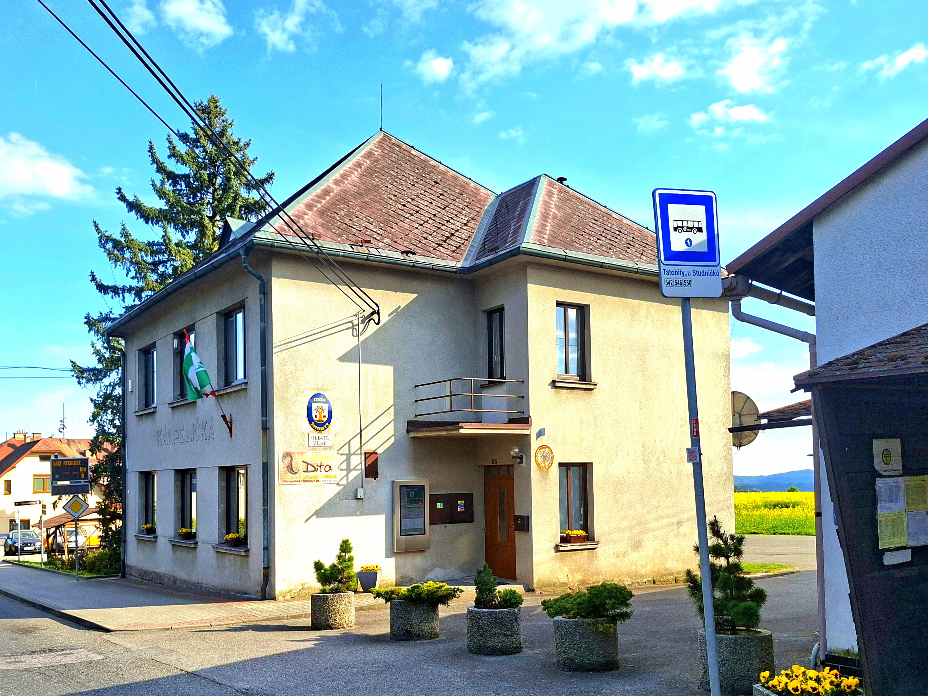 Tatobity - obecní úřad foto 5