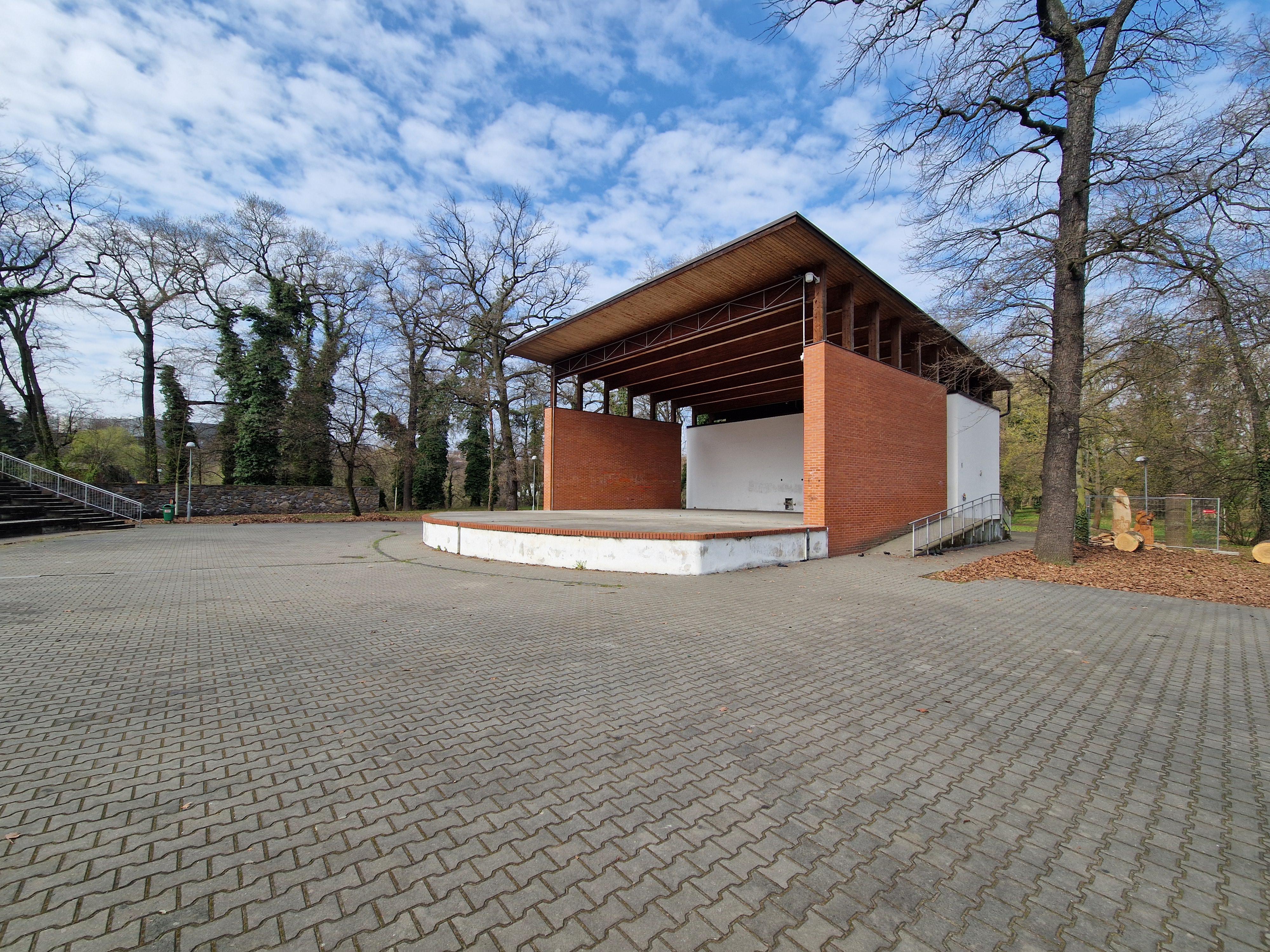 Kmochův ostrov foto 2