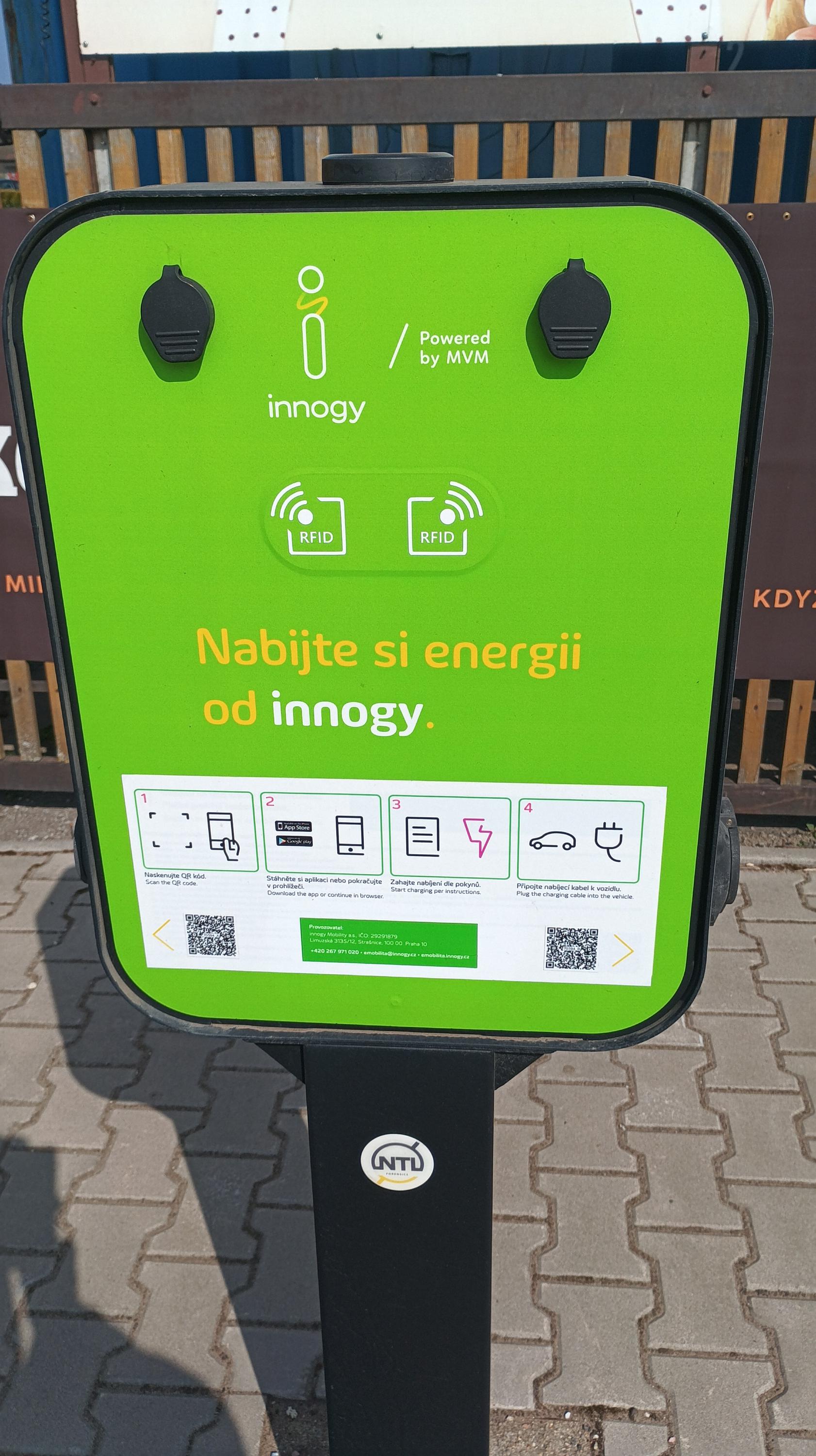 Dobíjecí stanice innogy foto 2