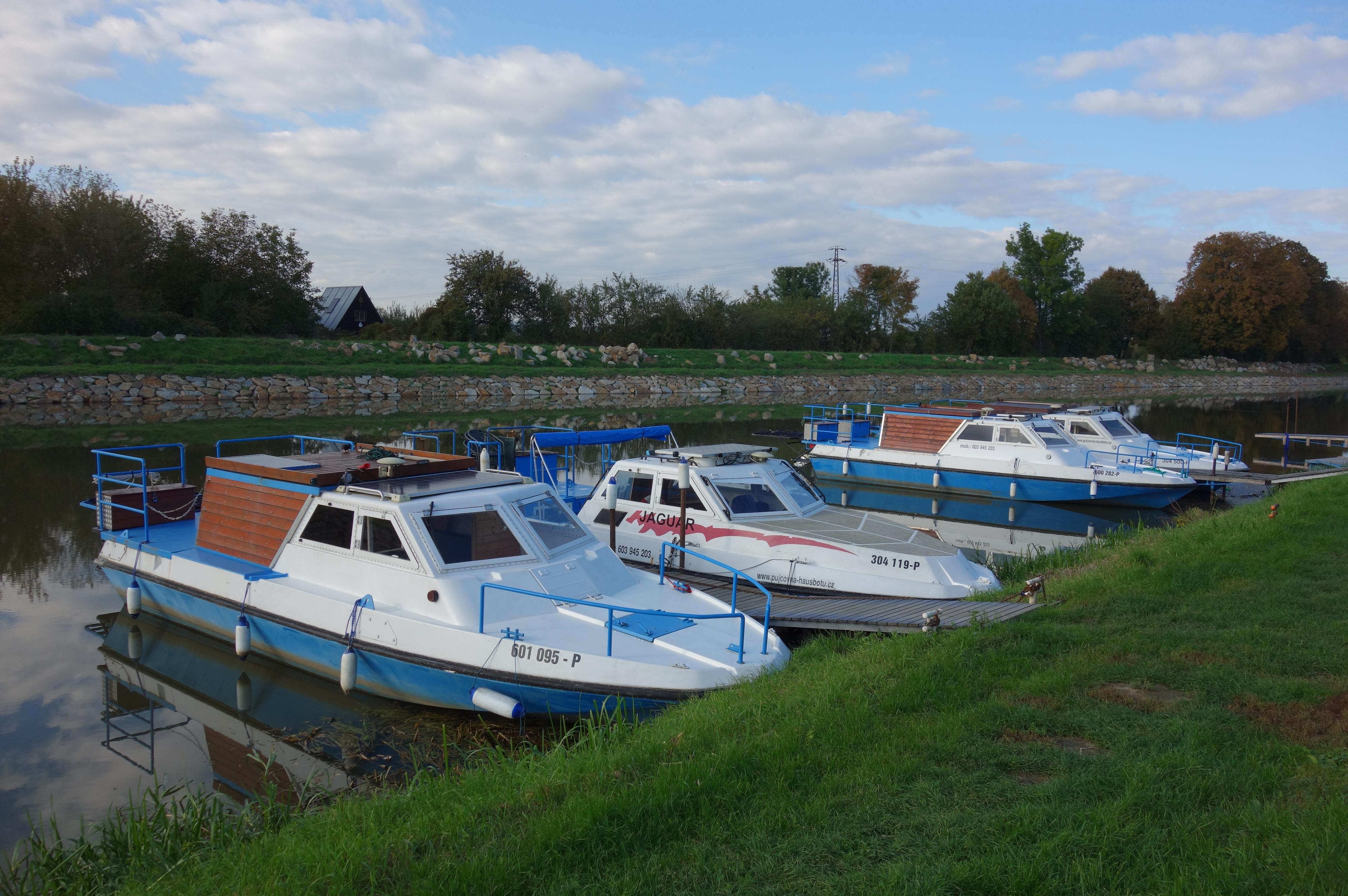 Půjčovna hausbótů Rybáře 412, Veselí nad Moravou