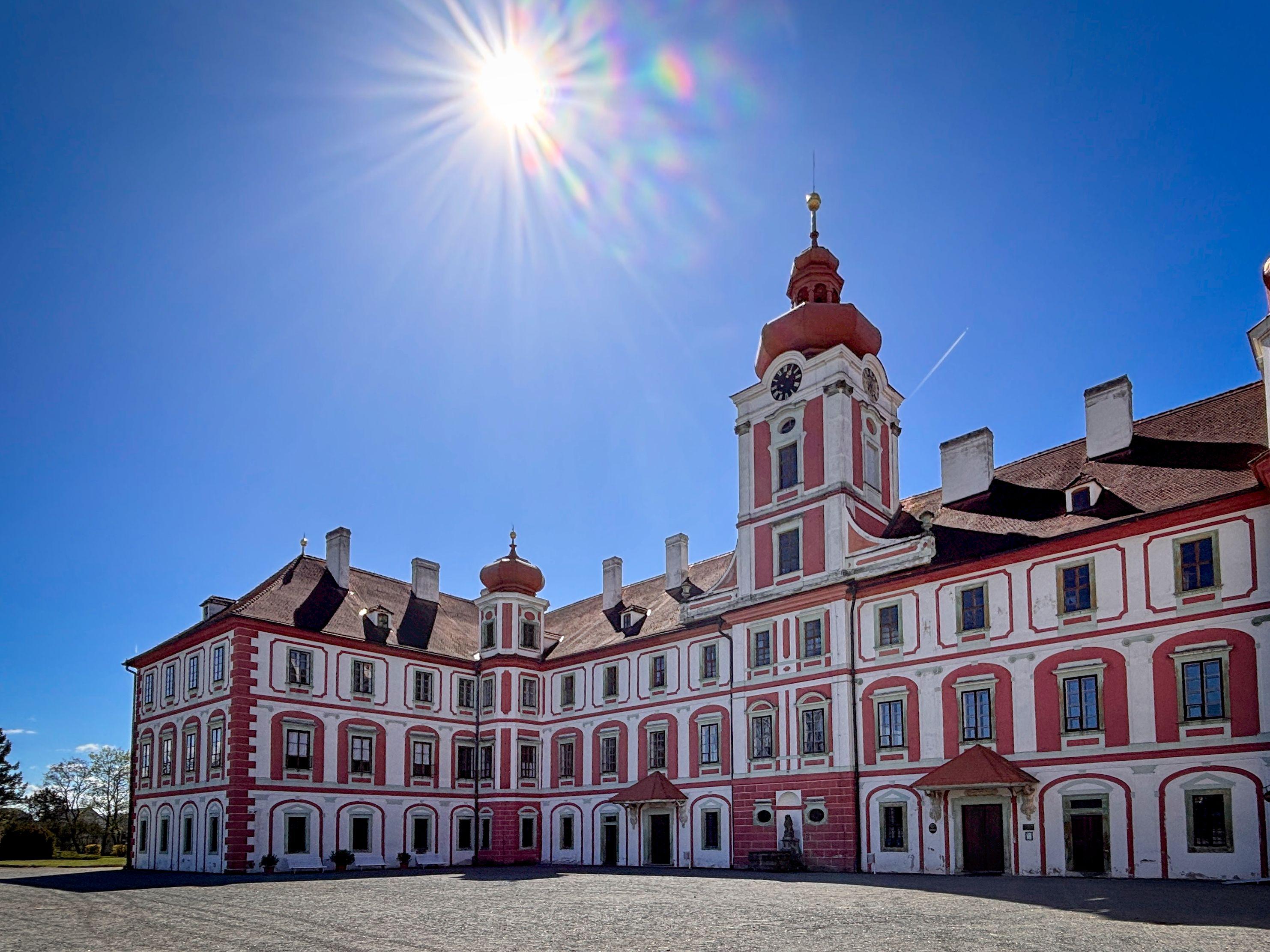 Státní zámek Mnichovo Hradiště foto 3