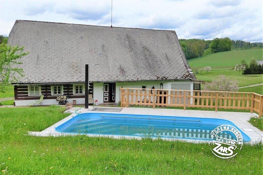 Hledáte pronájem chaty či chalupy s bazénem