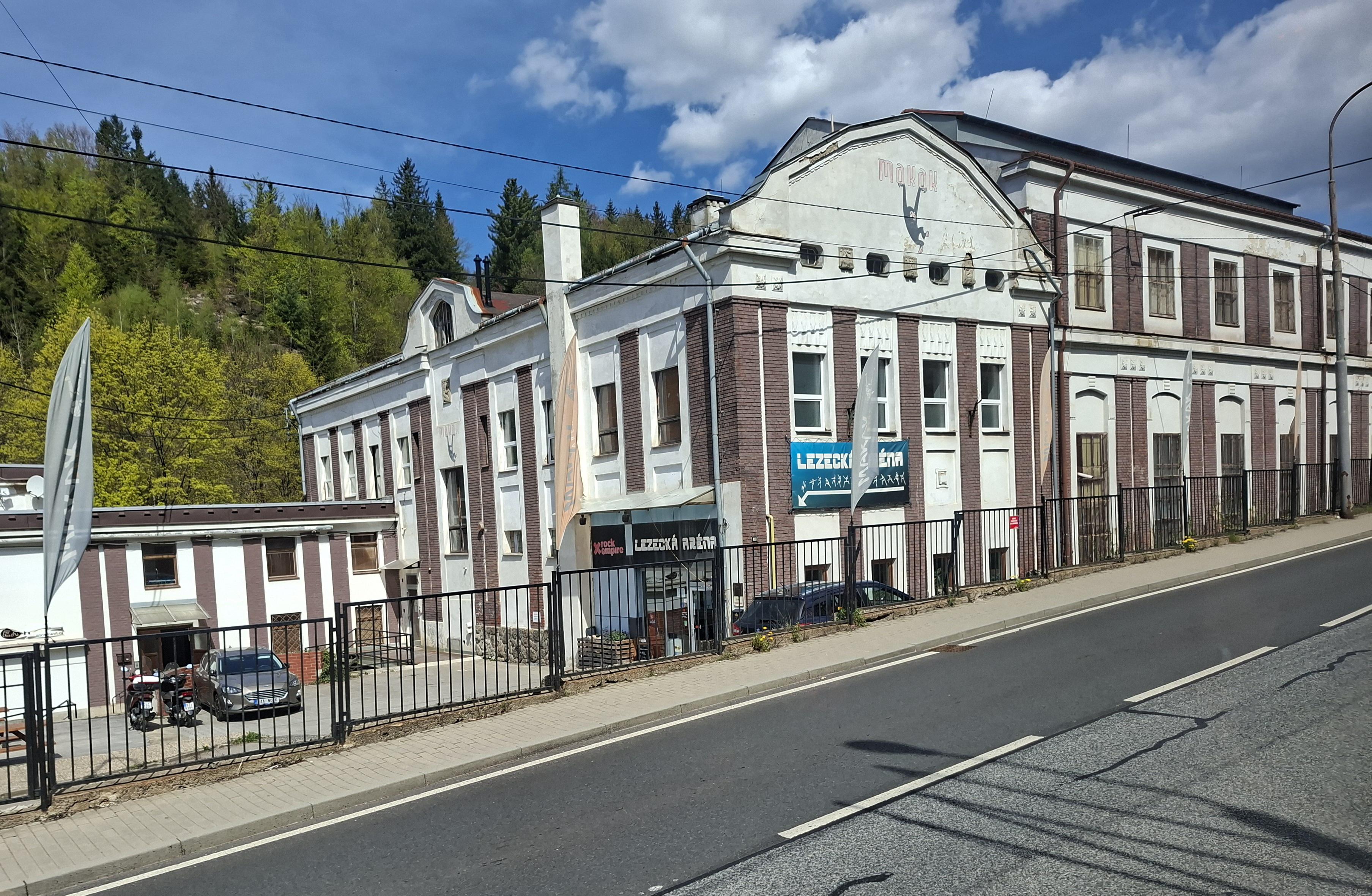 Makak aréna – lezecké centrum