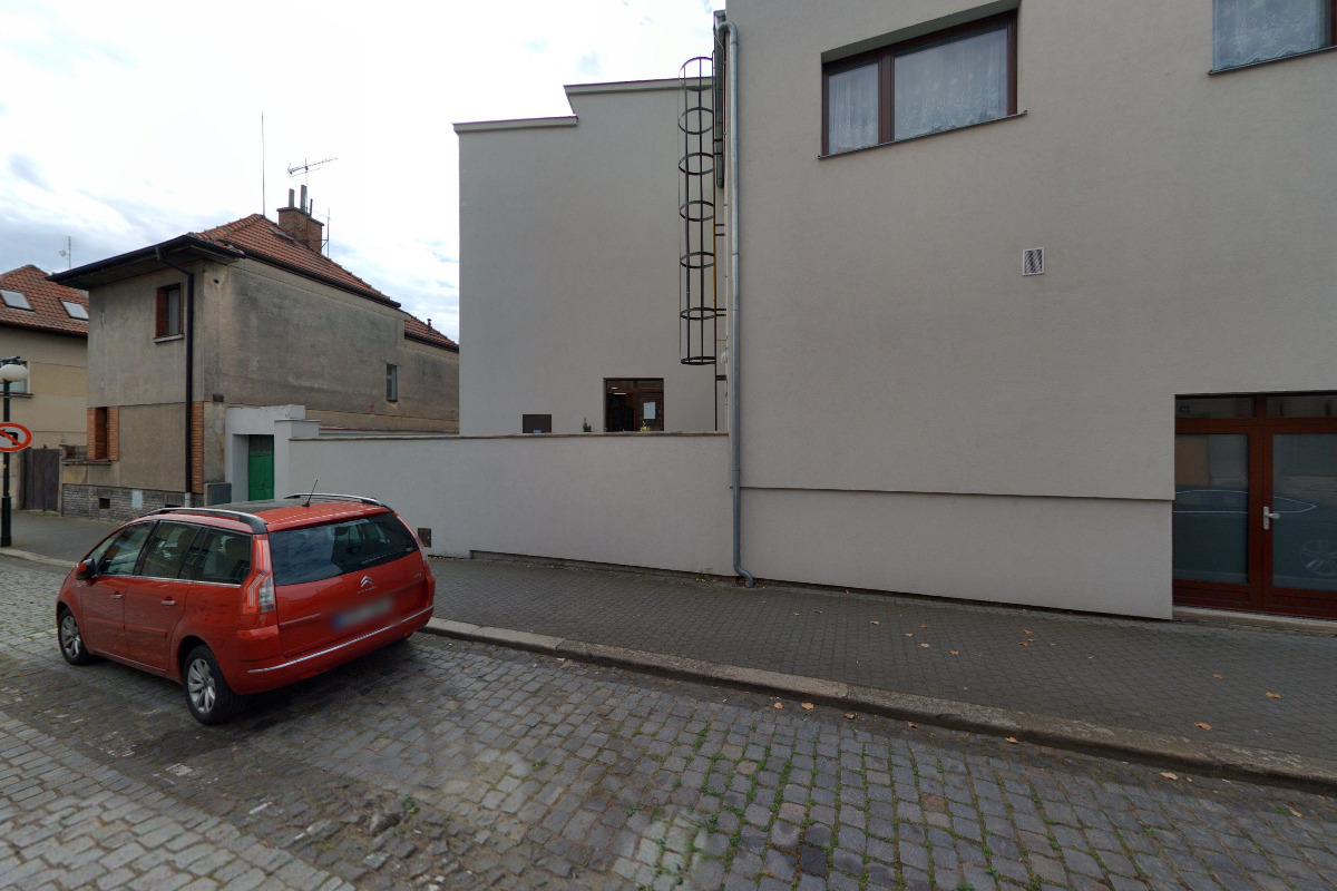 Výdejní box Městská knihovna Nymburk foto 1