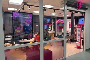 Company graphic T-Mobile