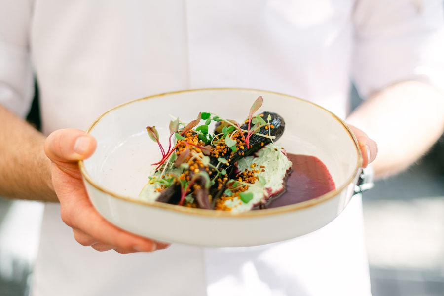Jarní sezóna začíná na terase restaurace Monastiq