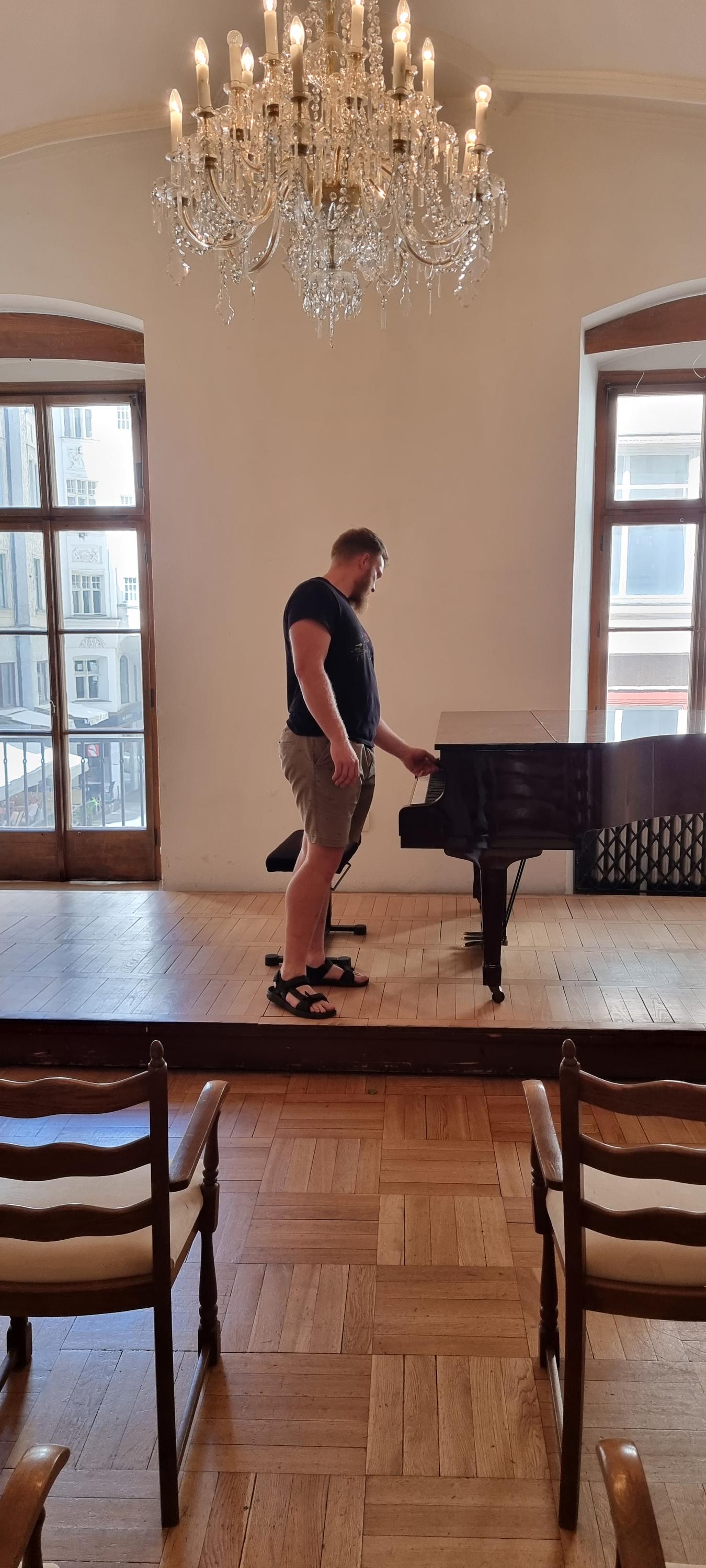 Hodinový manžel Daniel Studený foto 1