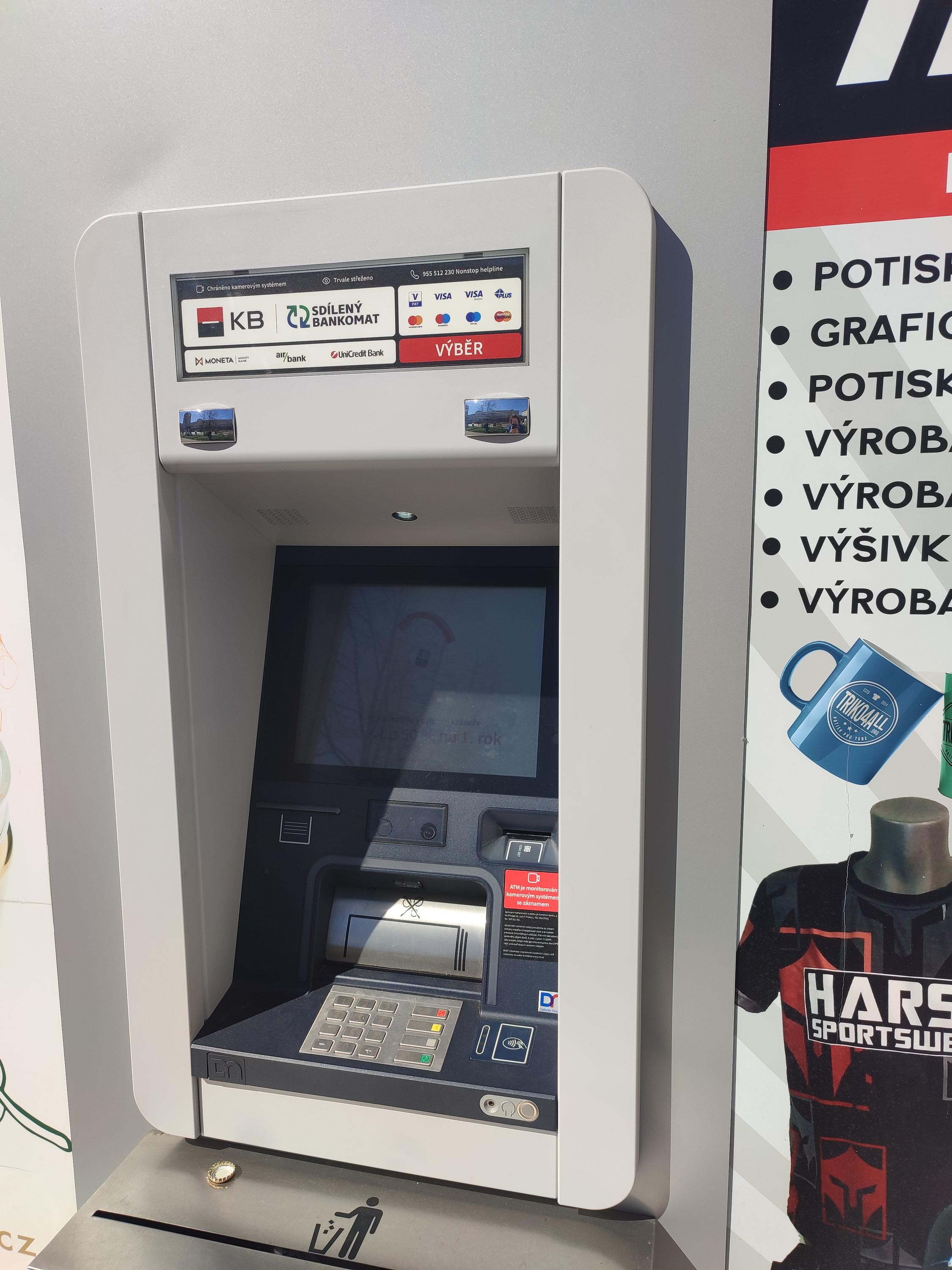 Bankomat Komerční banky foto 3