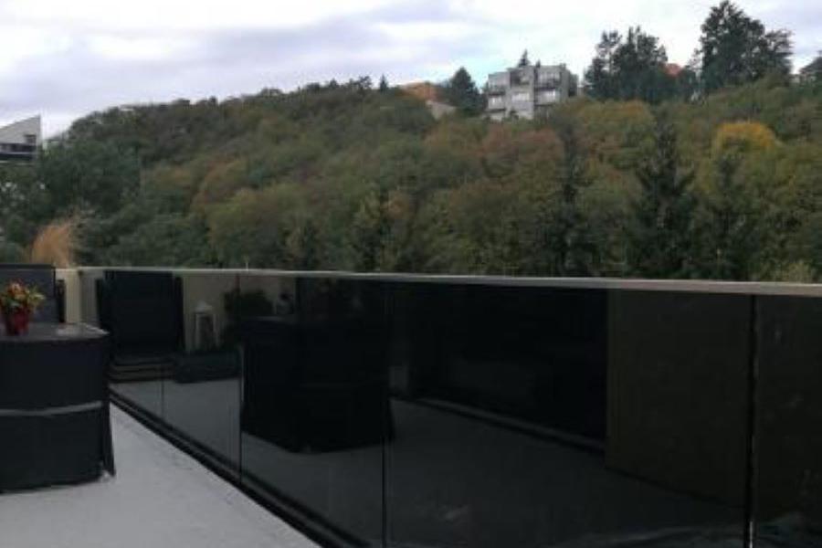 Čistý moderní design, dokonalý výhled bez hranic!