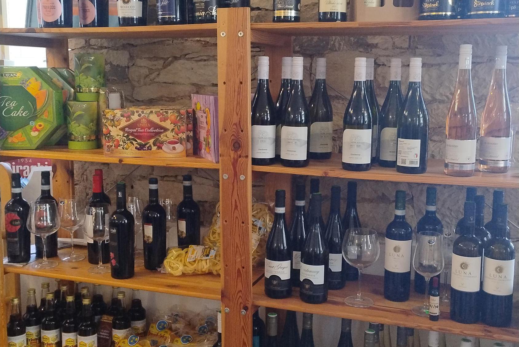 Kafe víno chlebíček Jitka&Zajíček