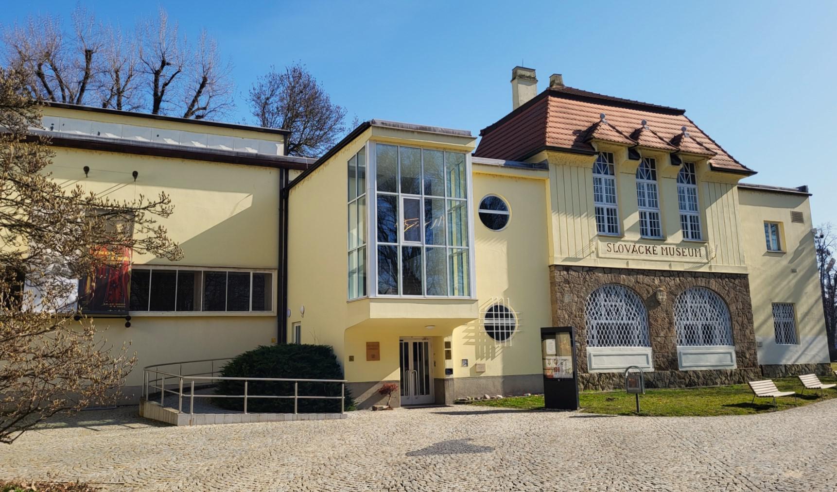 Knihovna Slováckého muzea v Uherském Hradišti foto 5