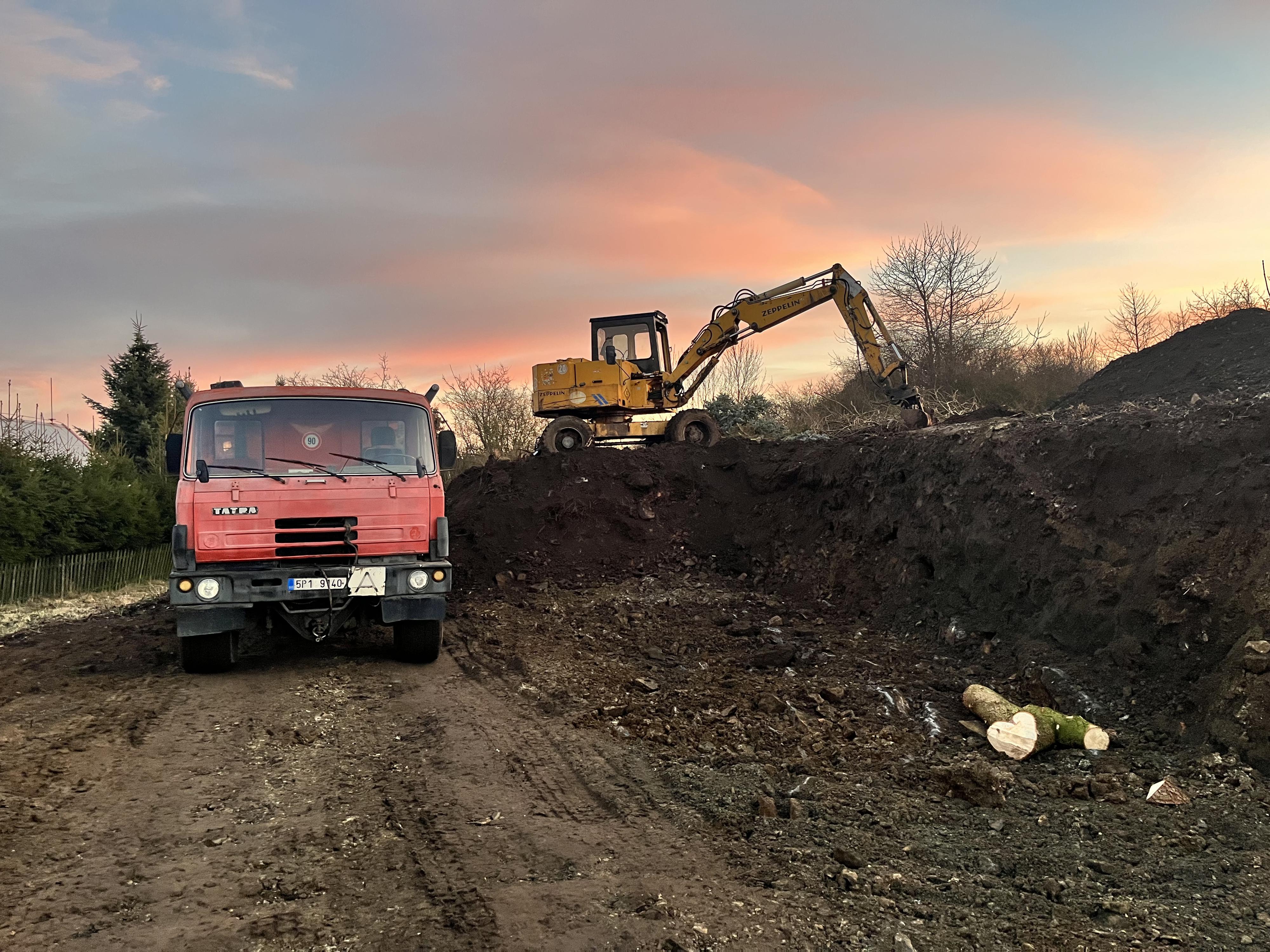 Hrubé terénní práce