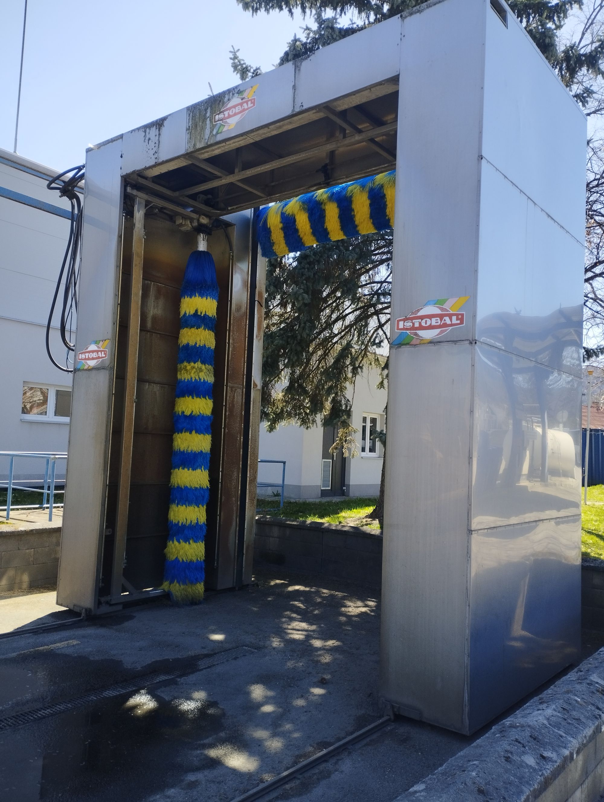 Mycí linka pro nákladní vozidla foto 2