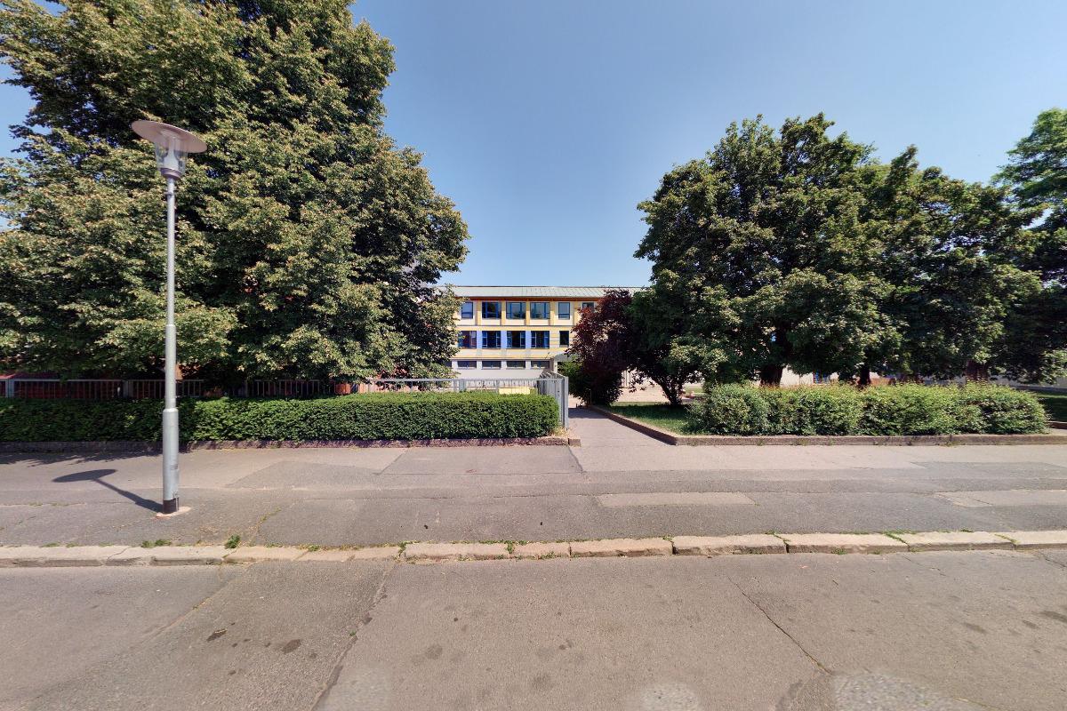 Gymnázium, Čelákovice, J. A. Komenského 414