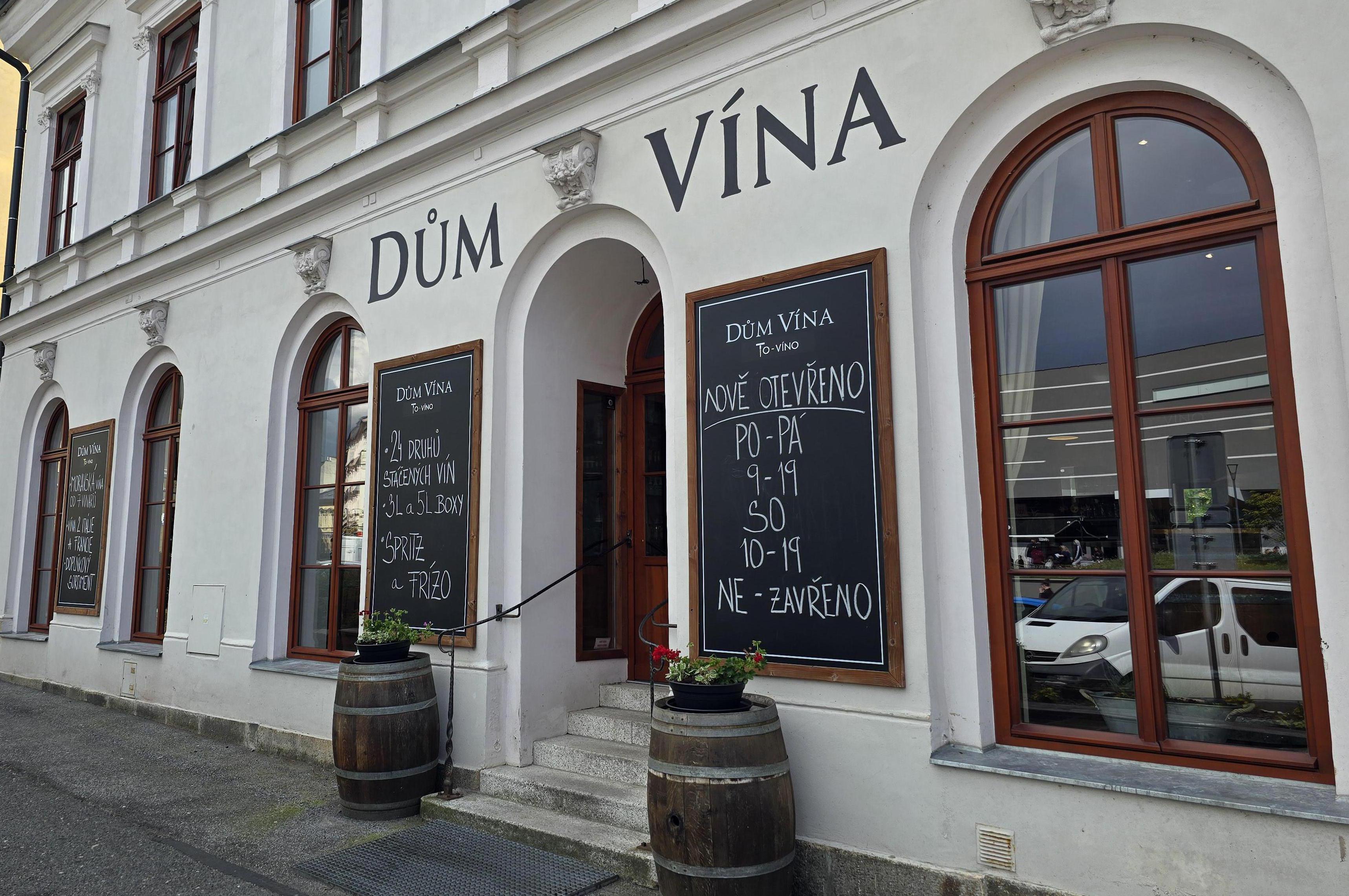Vinotéka TO-VÍNO