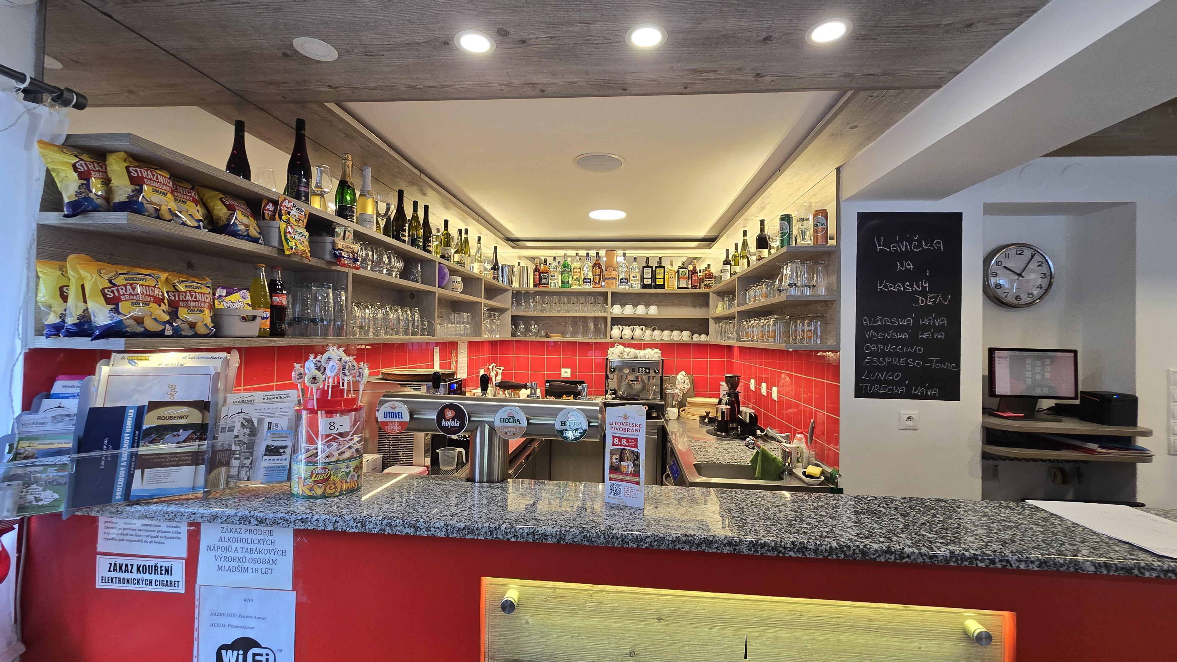 Restaurace penzionu Aurum foto 3