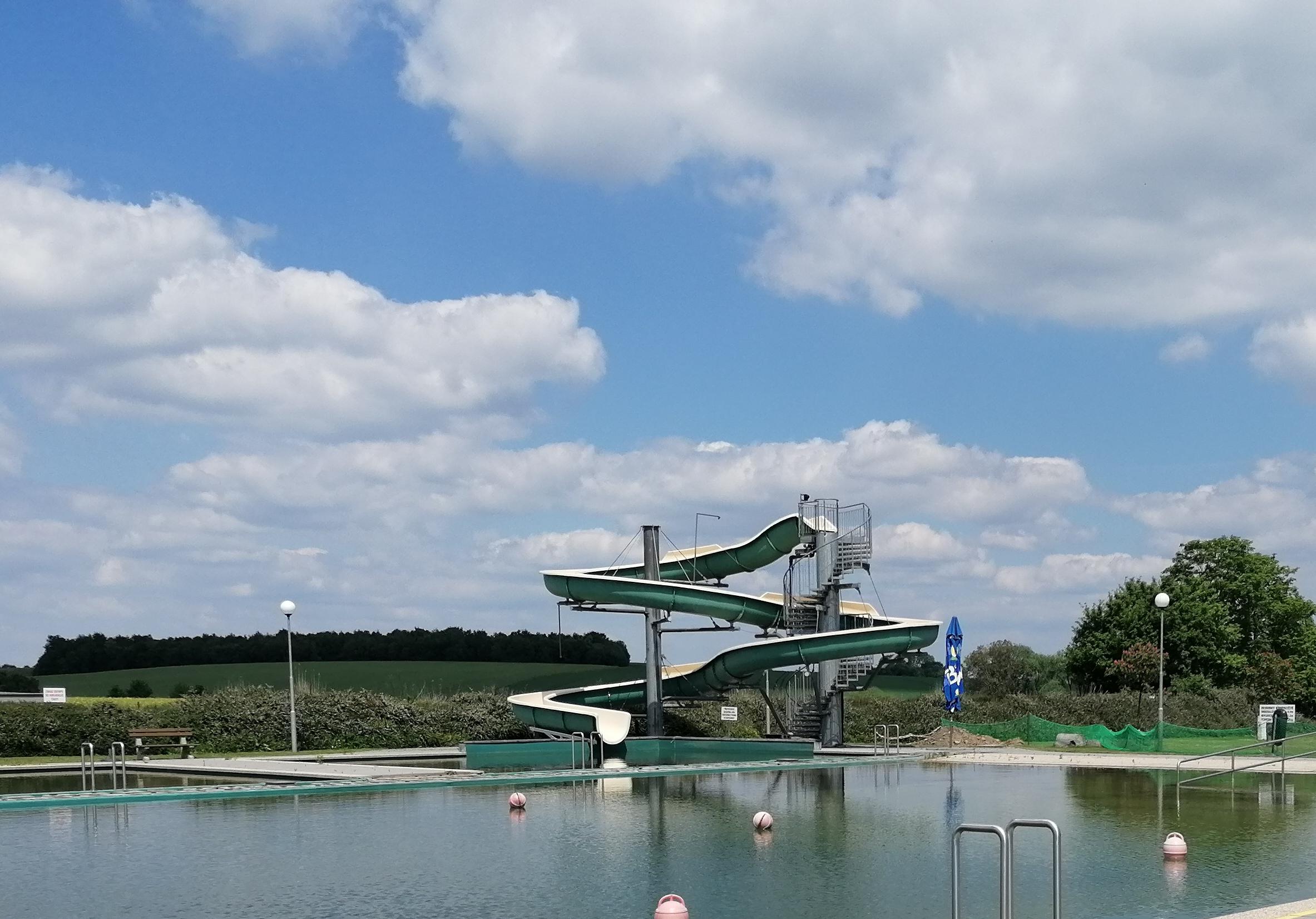 Přírodní koupaliště Studénka foto 2