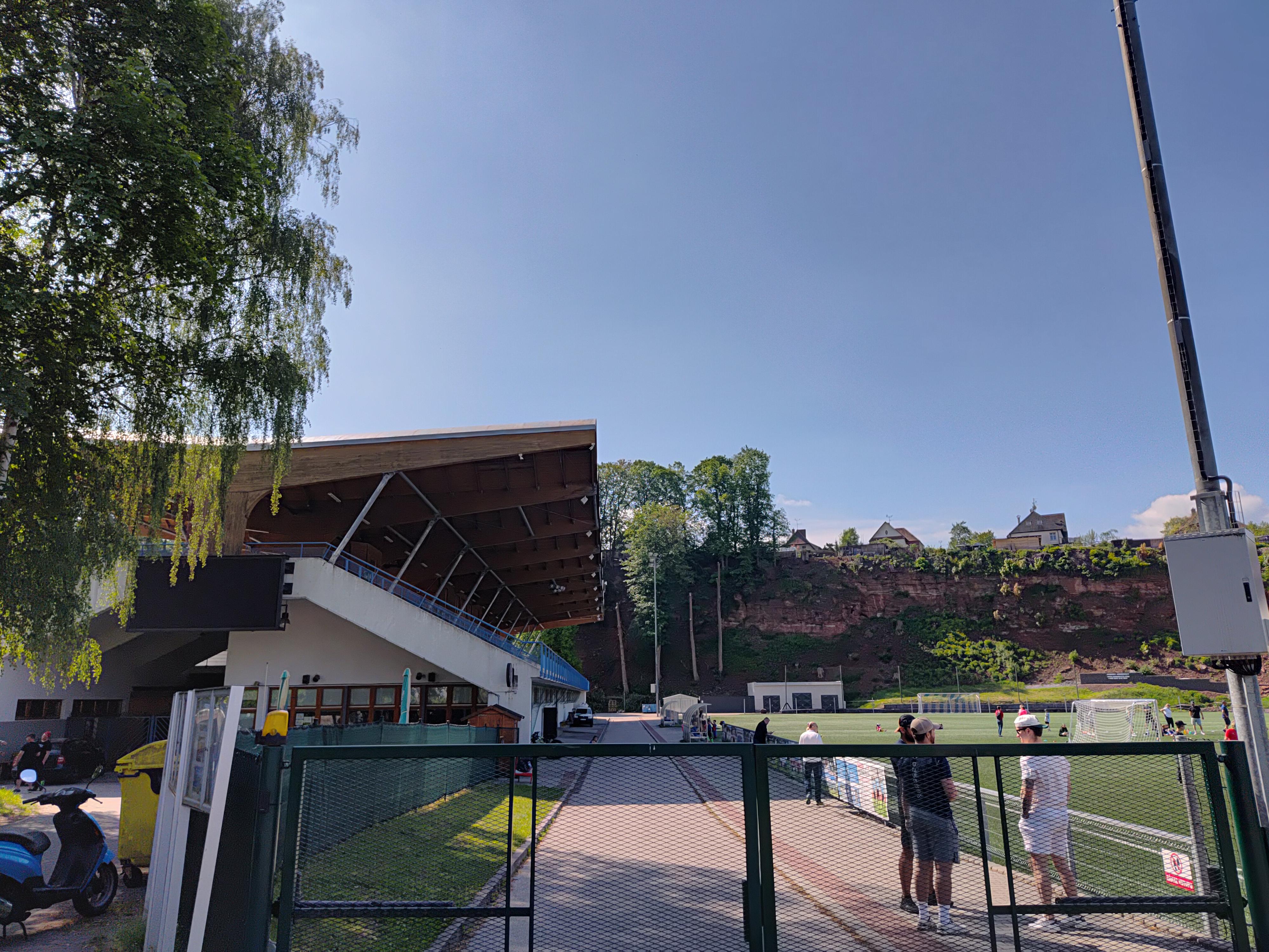 Atletický stadion MEBYS Trutnov foto 4