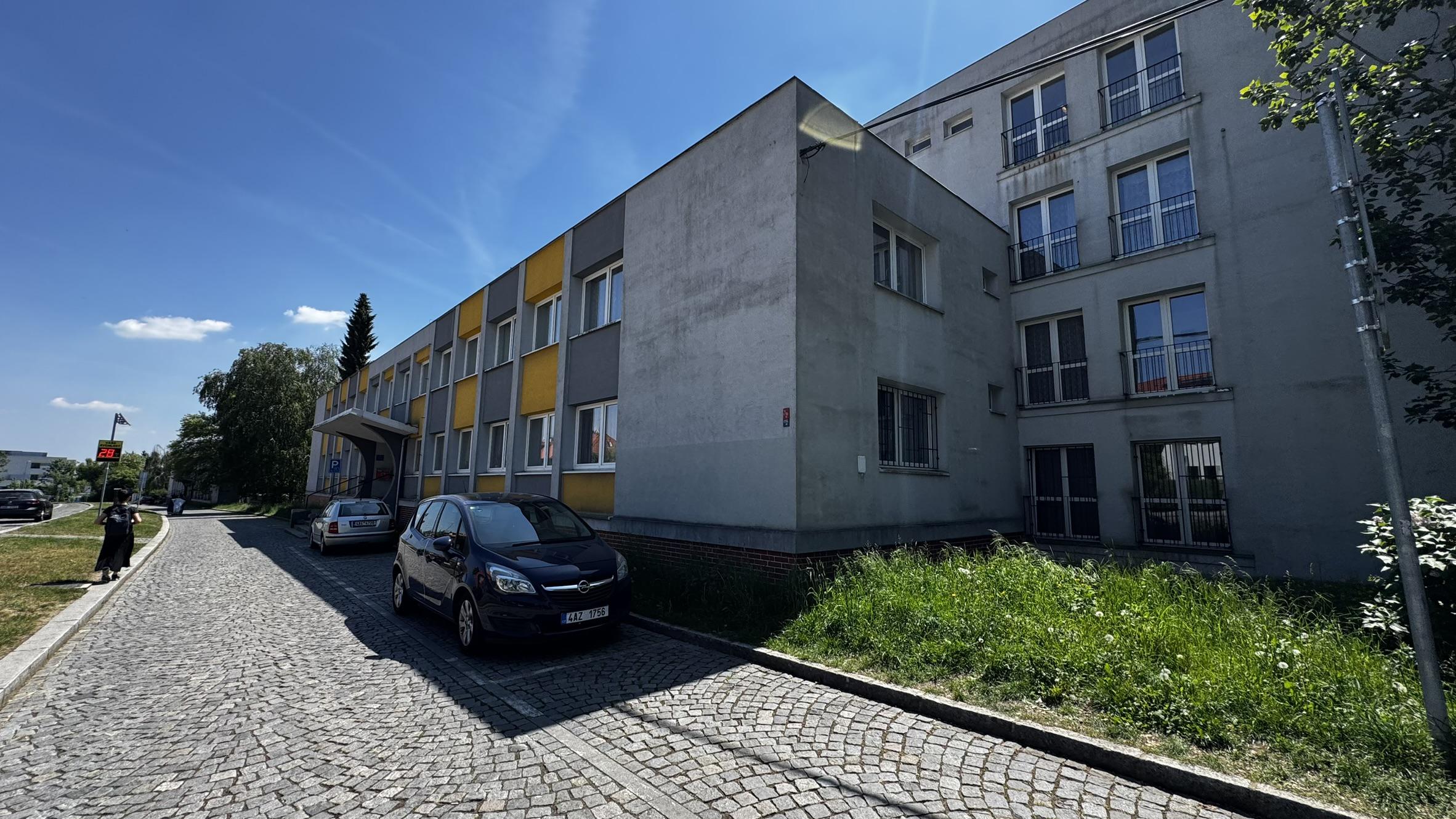 Kolej Na Větrníku blok III. - Univerzita Karlova v Praze foto 3