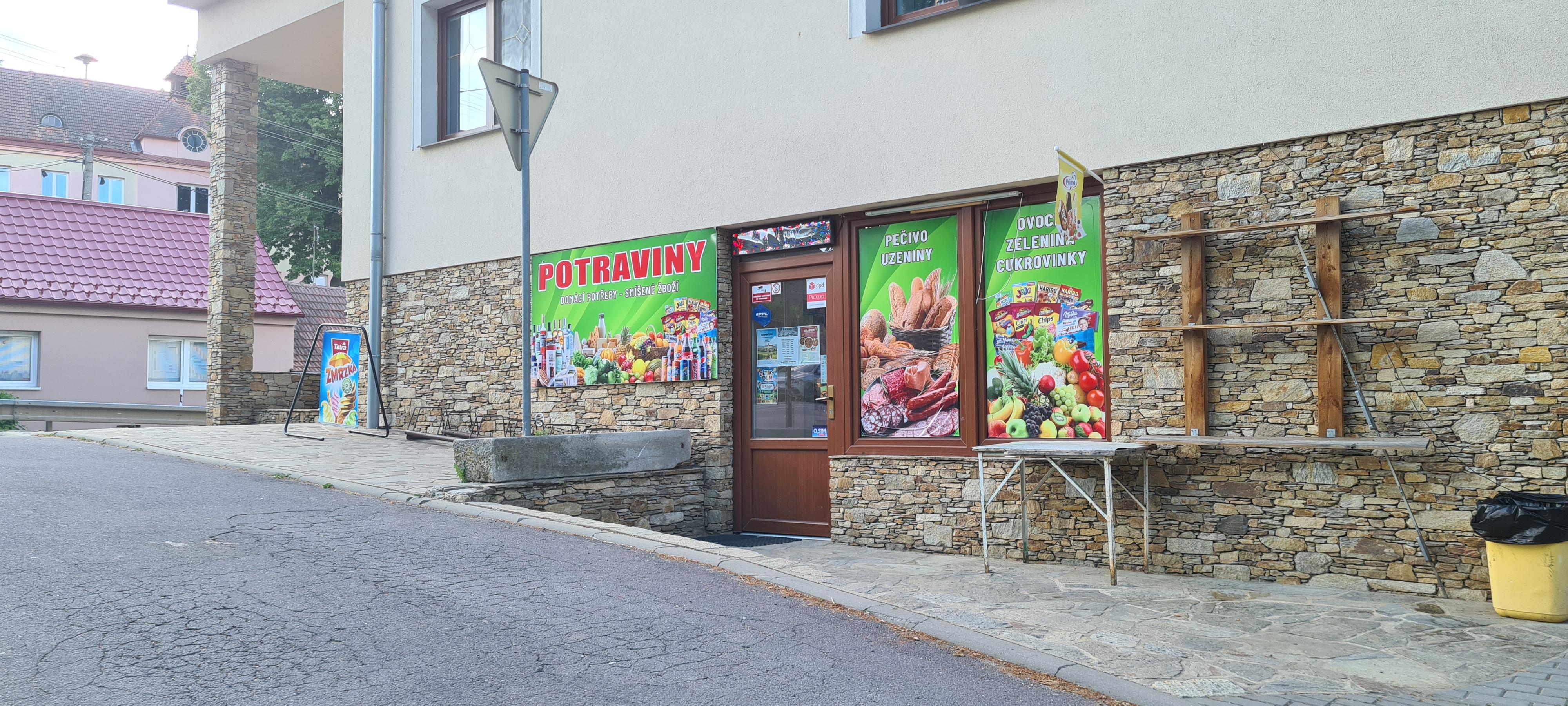 Potraviny Hluboké Mašůvky foto 2