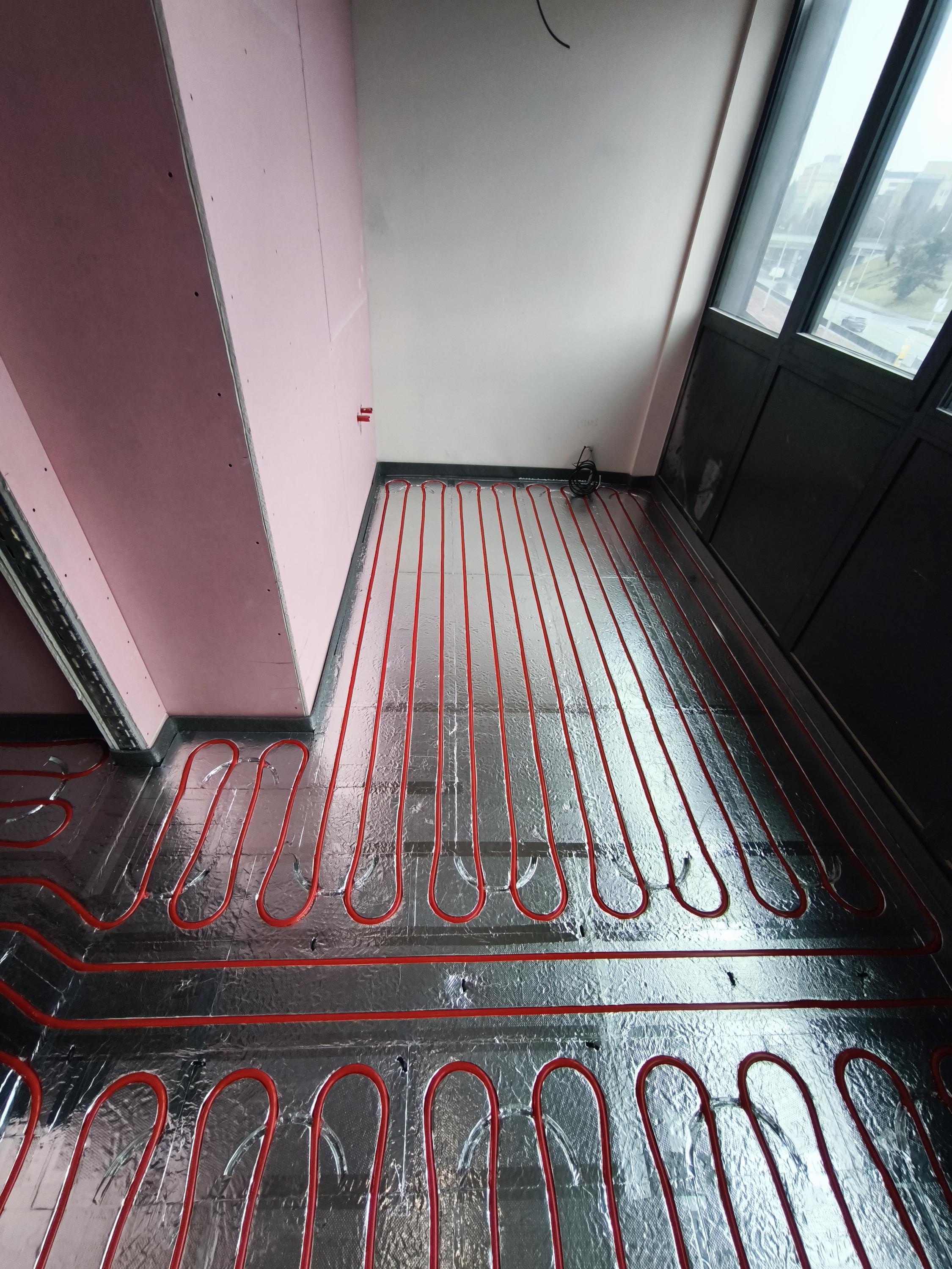 Hranatá řešení instalatérství foto 4