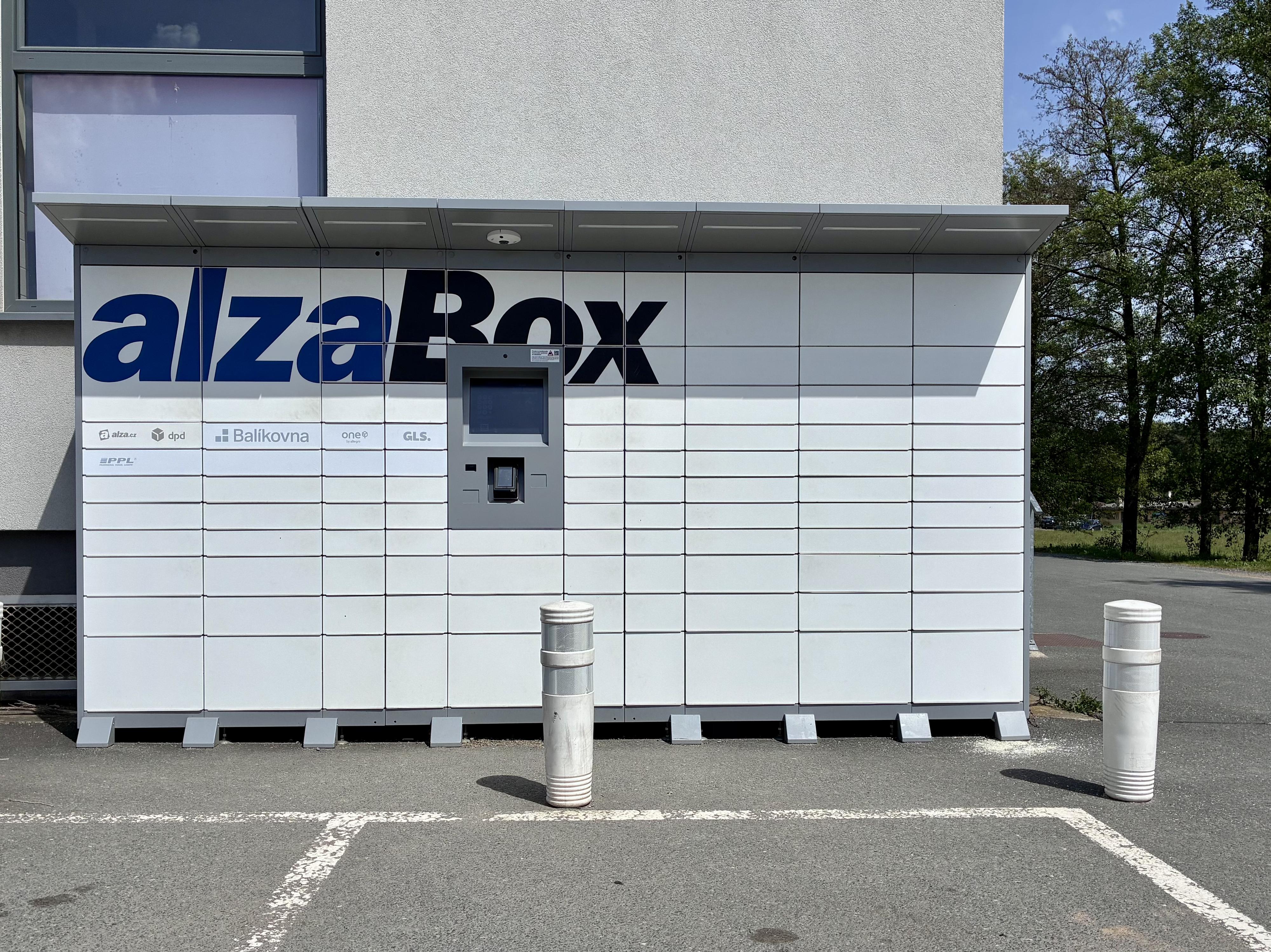 AlzaBox
