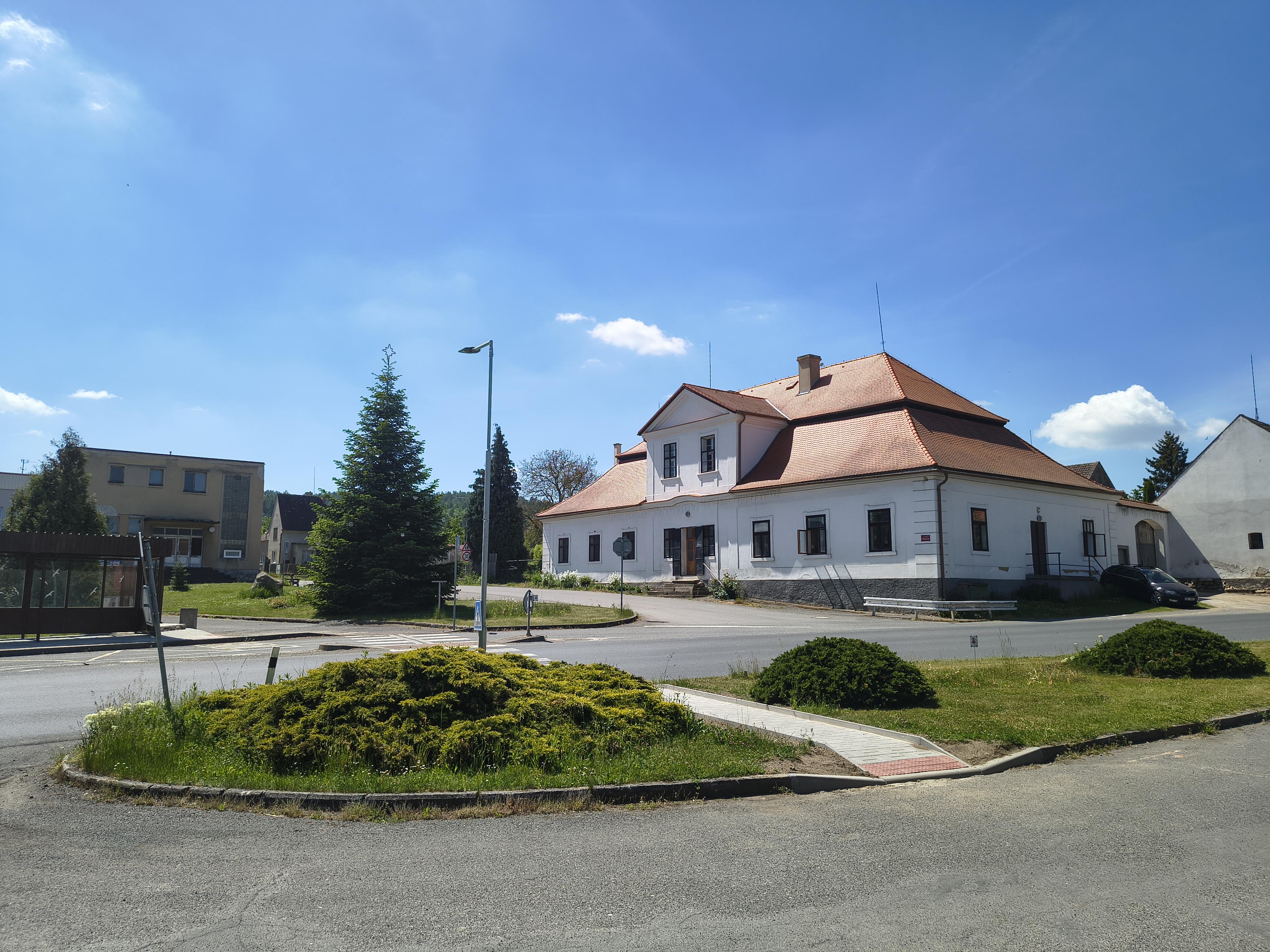 Štědrý dvůr