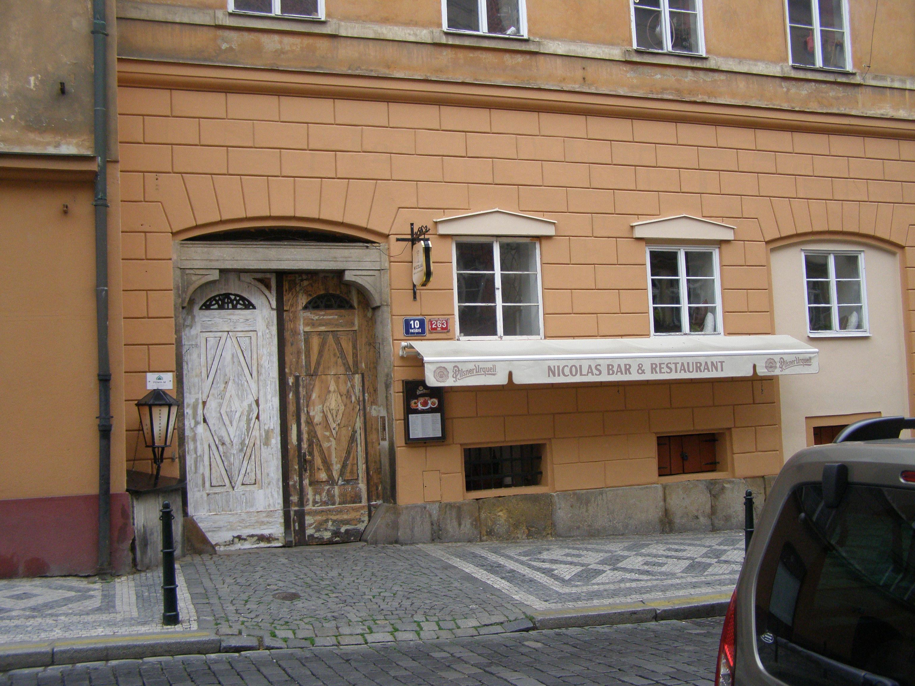 Nicolas Bar & Restaurant foto 6