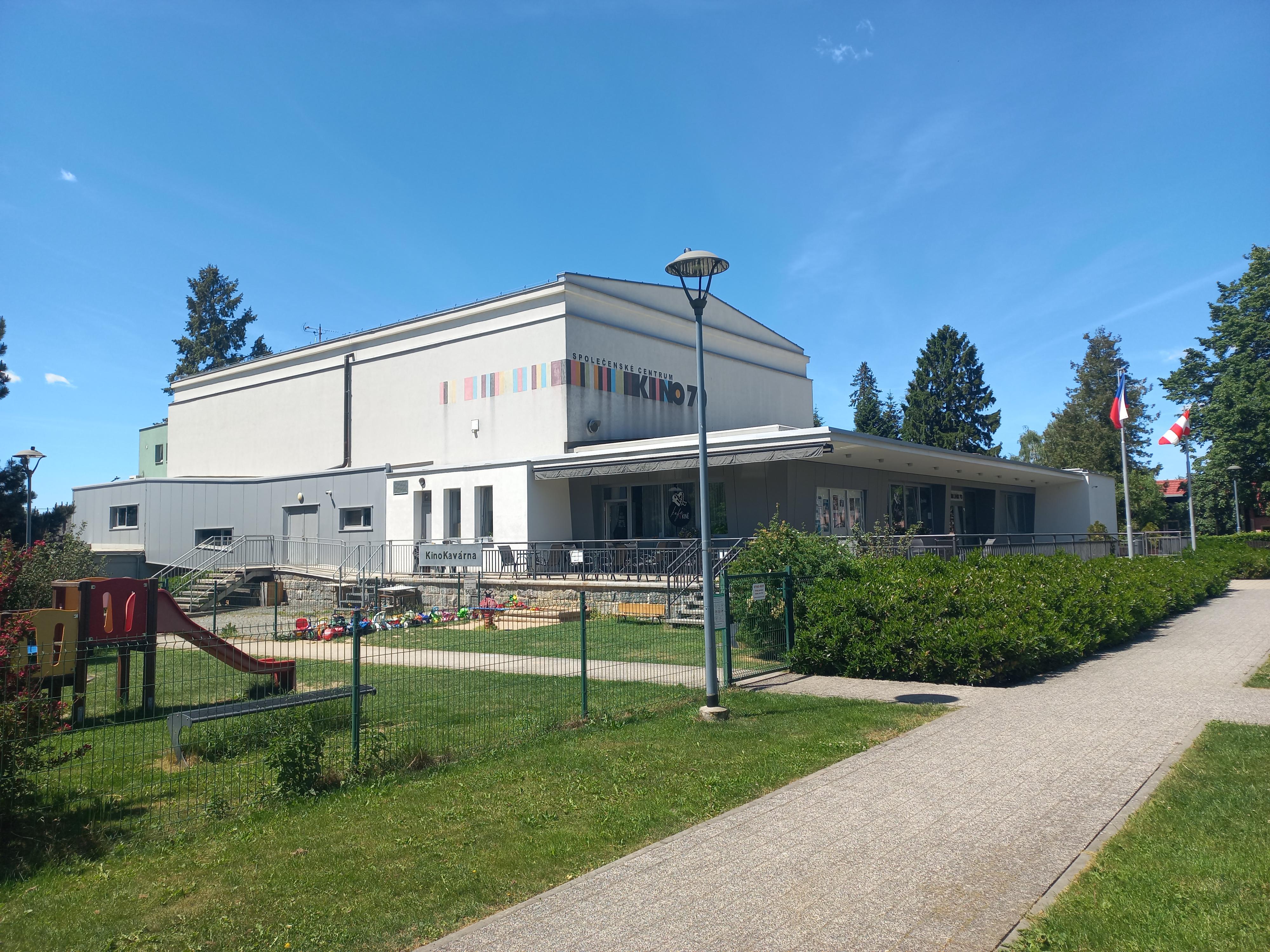 Společenské centrum - Kino 70 foto 3