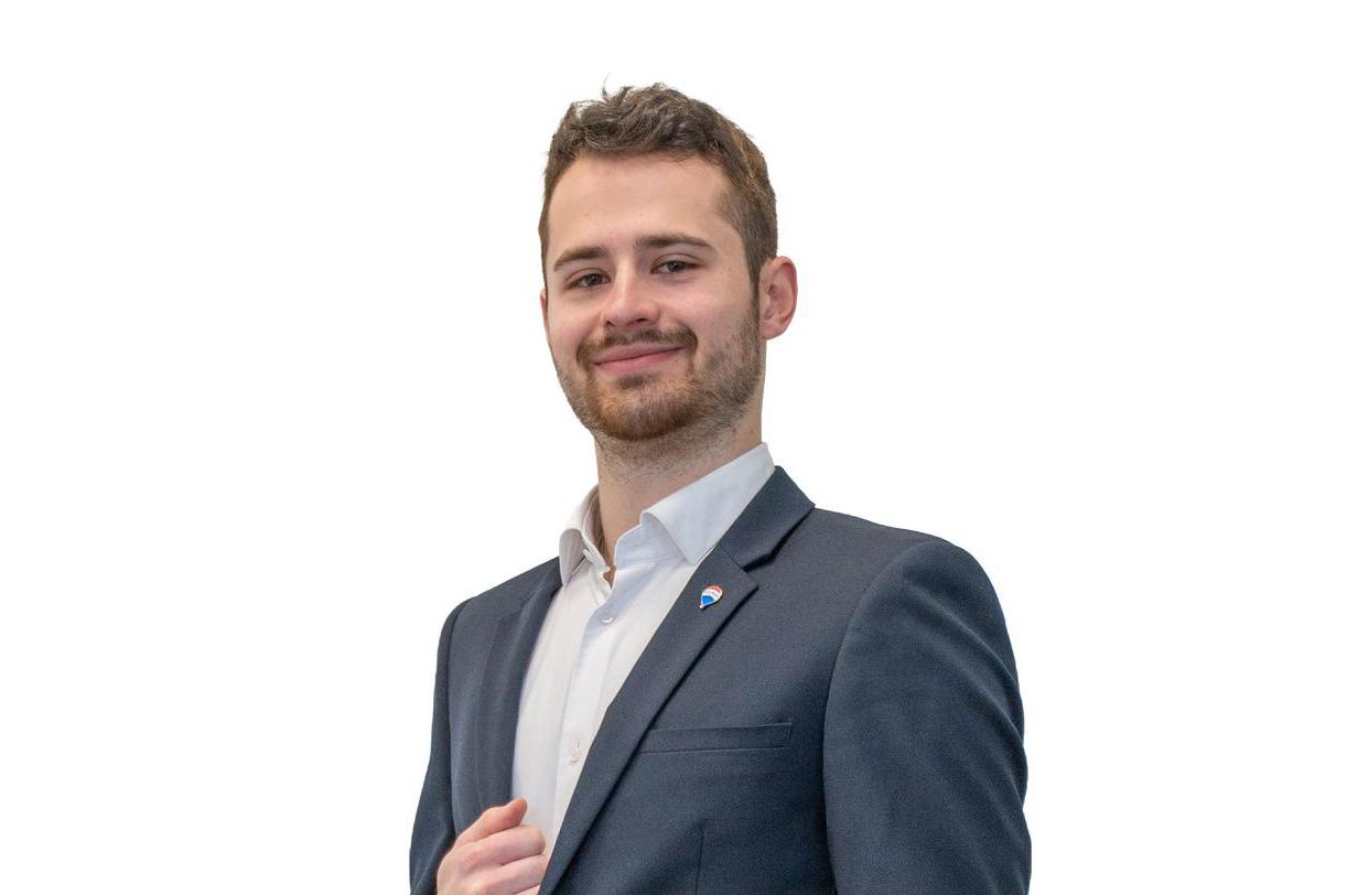 Miroslav Štrojsa - realitní makléř RE/MAX G8 Reality
