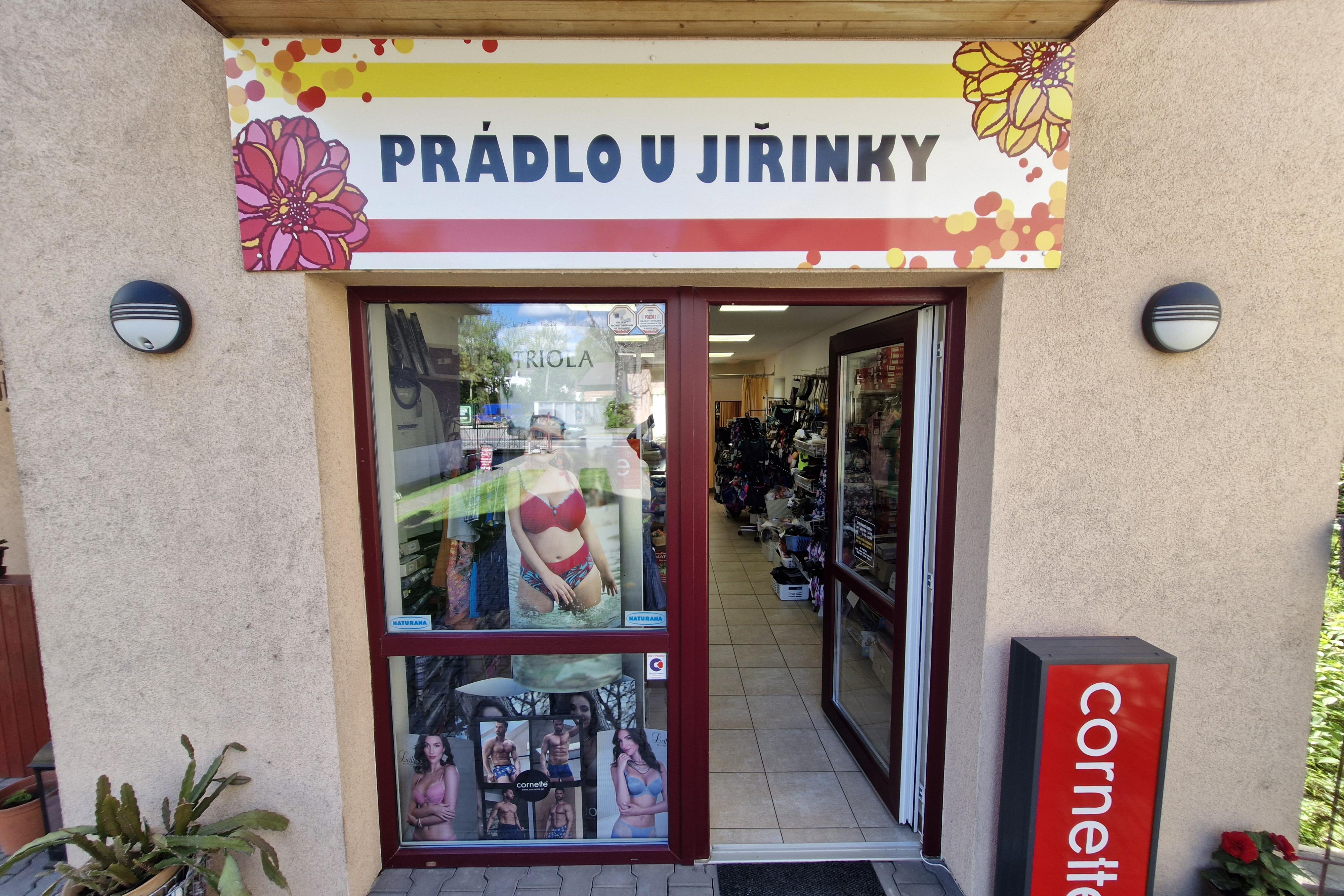 Spodní prádlo u Jiřinky