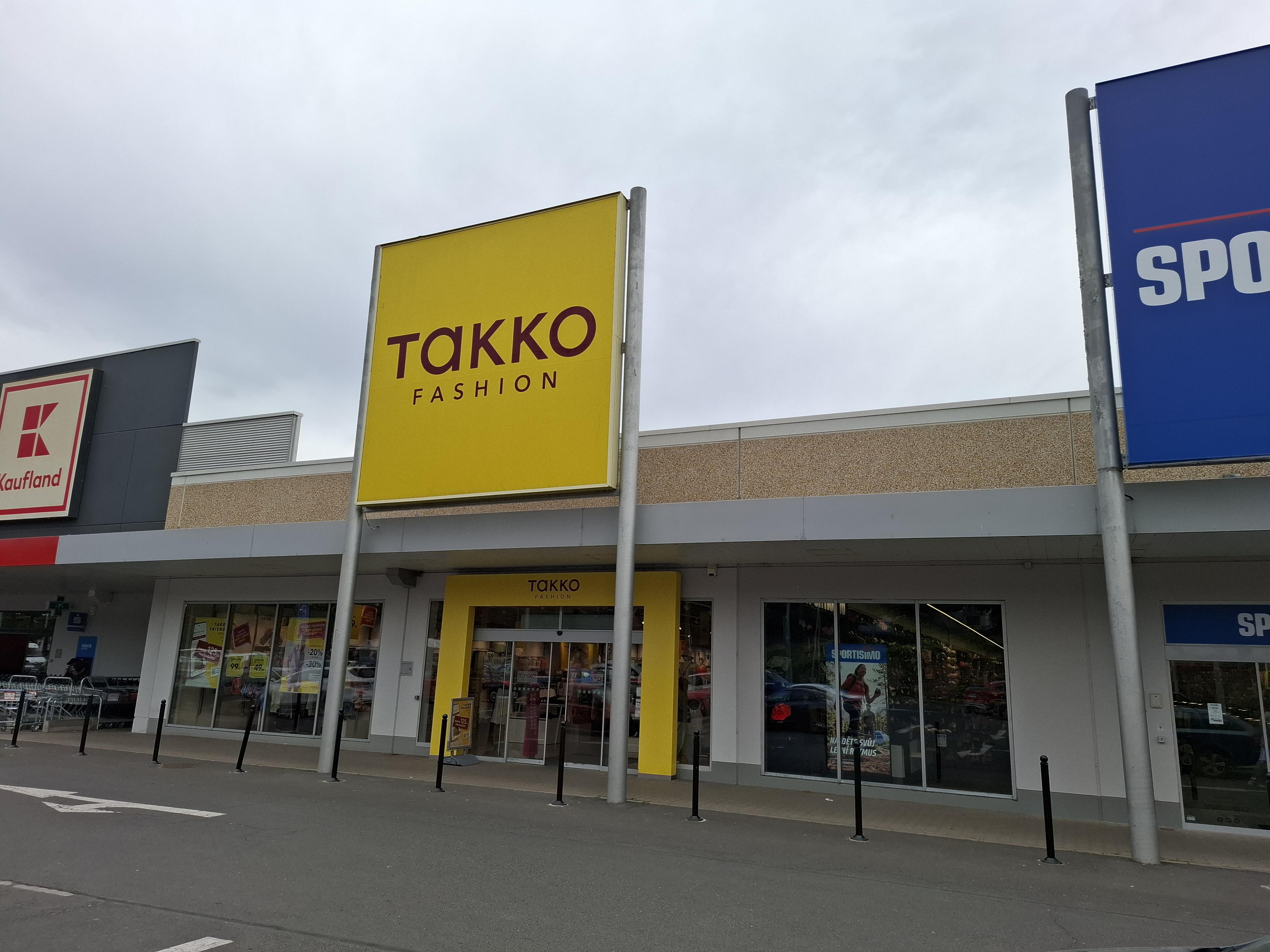 TAKKO FASHION foto 2