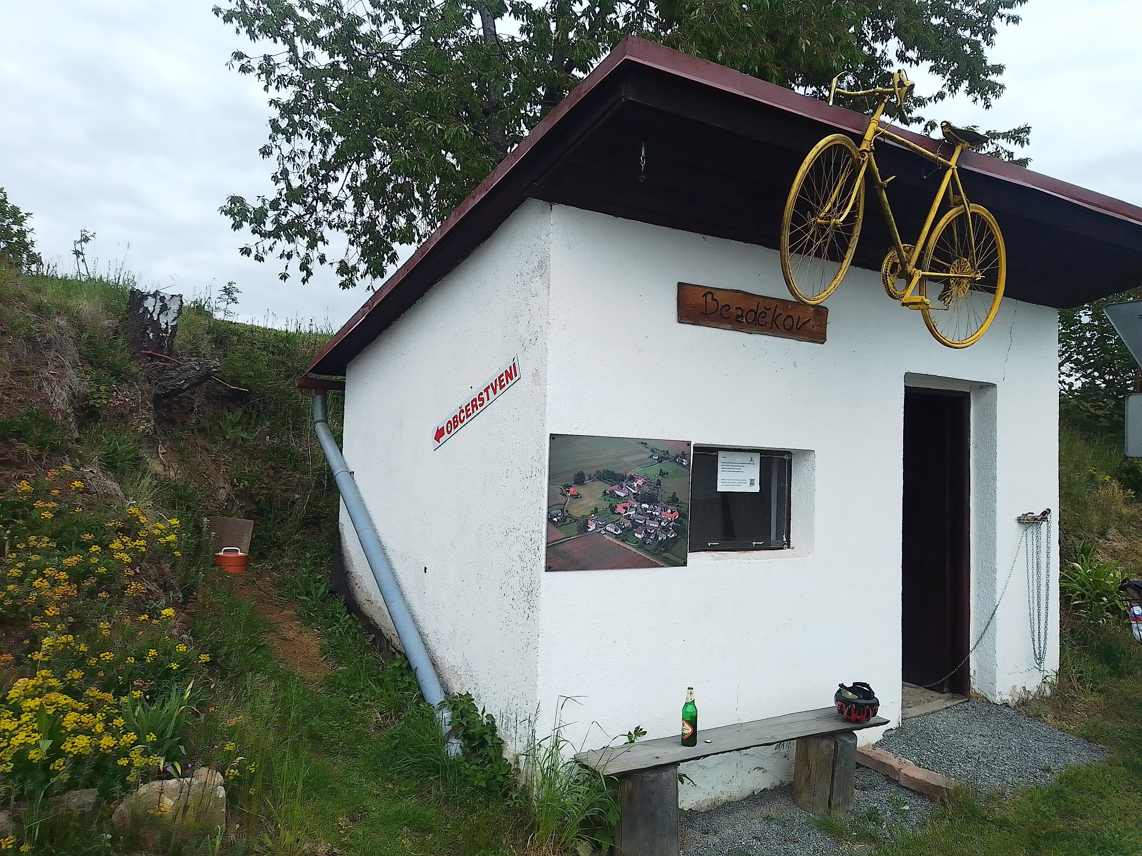 Samoobslužný bufet Bezděkov