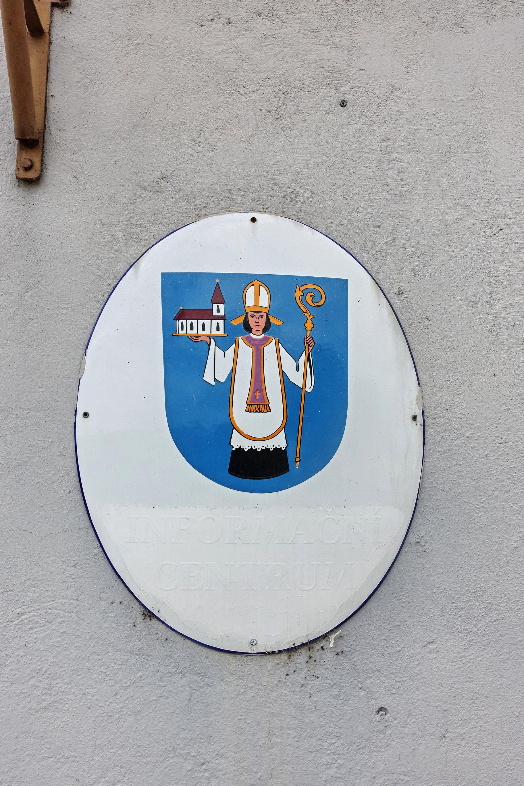 Hnanice - obecní úřad foto 4