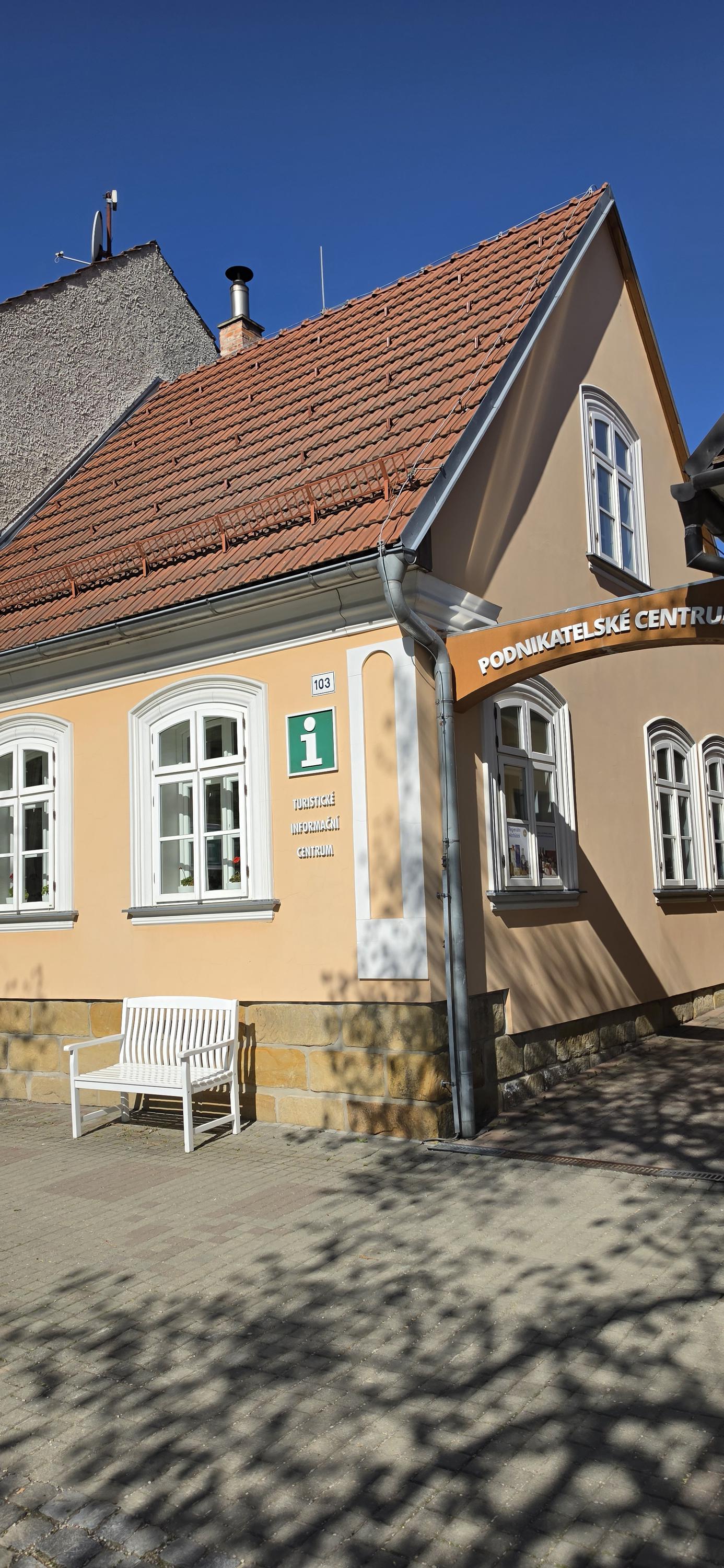 Turistické informační centrum Valašské Klobouky foto 2