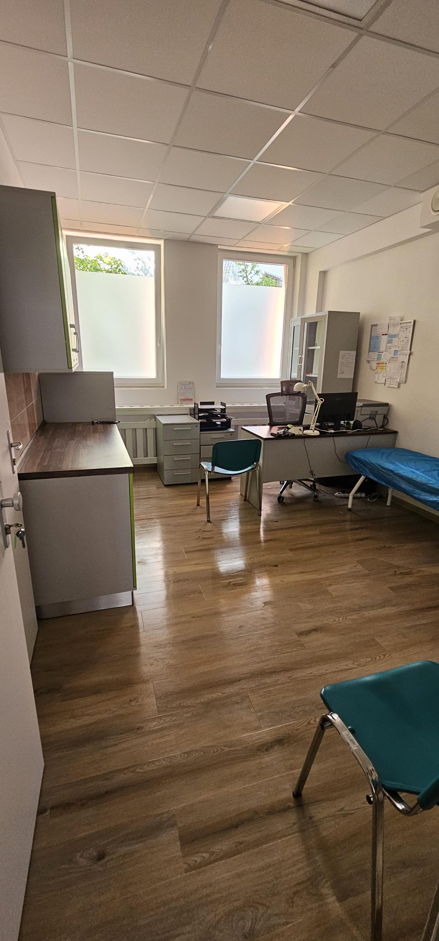 Pelcnea s.r.o.- Neurologická ambulance MUDr. Zdeněk Pelc foto 1