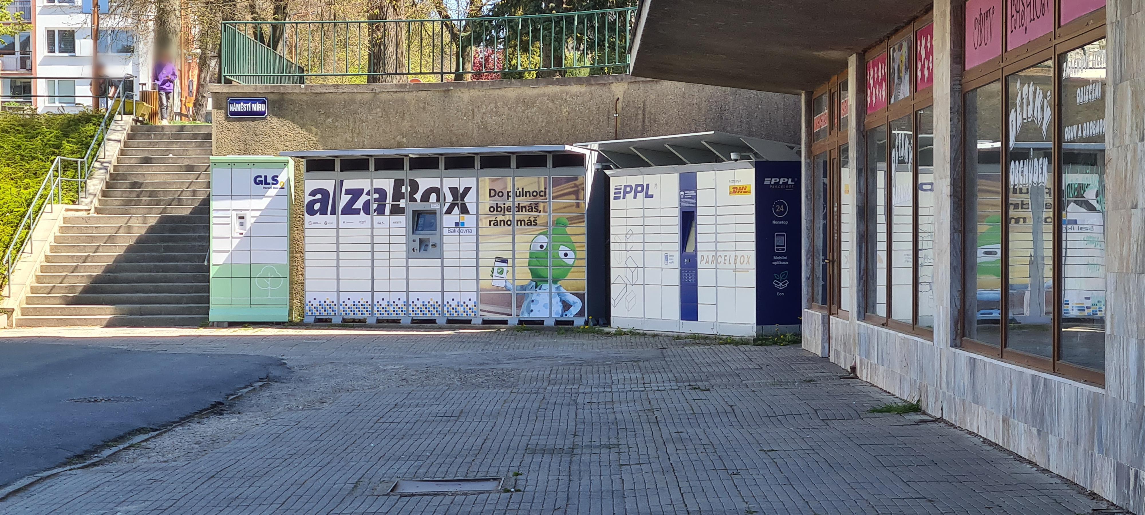 AlzaBox