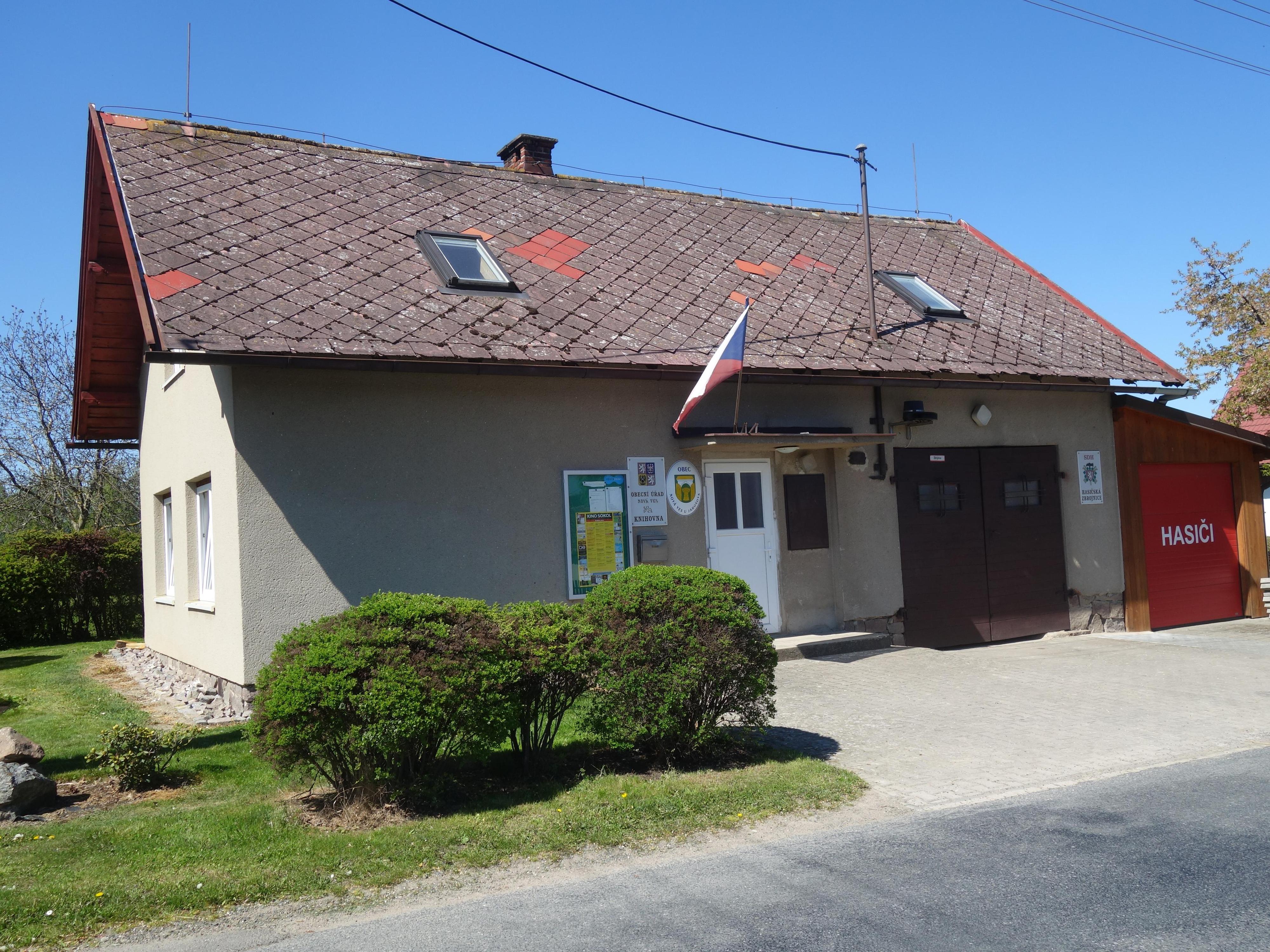 Nová Ves u Jarošova - obecní úřad foto 2